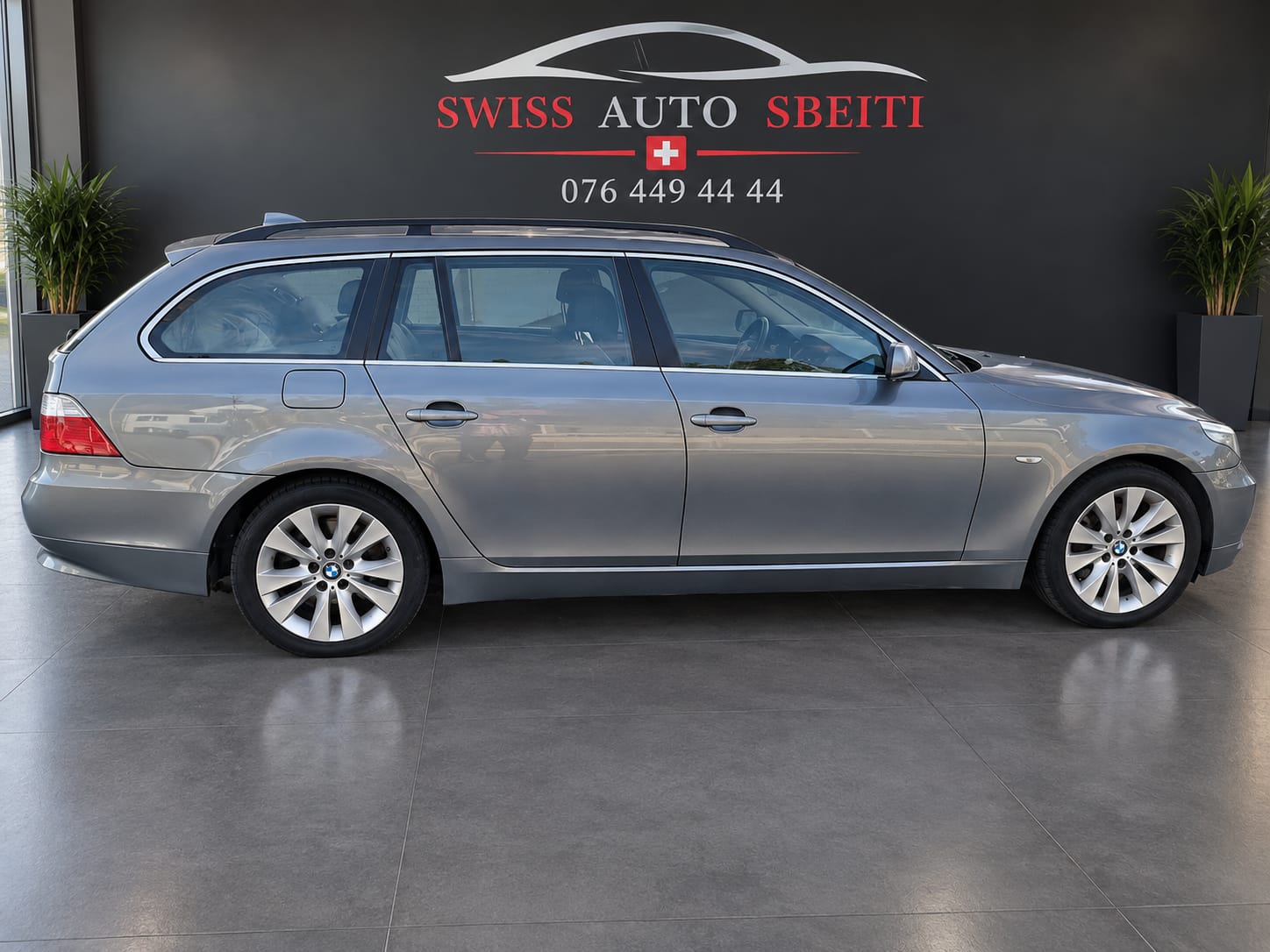 BMW 530i Touring Steptronic-image-10
