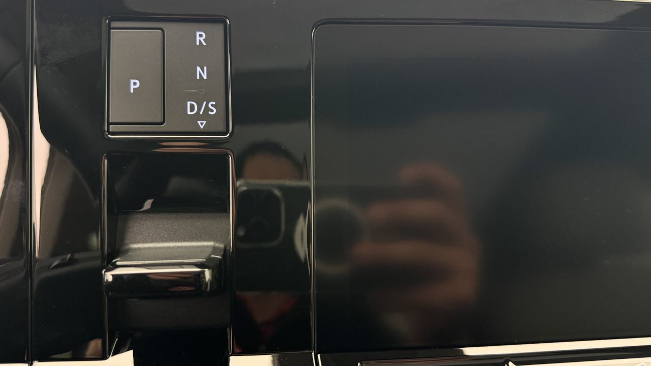 VW Multivan 1.5 eHybrid Life Edition 4Motion DSG-image-10