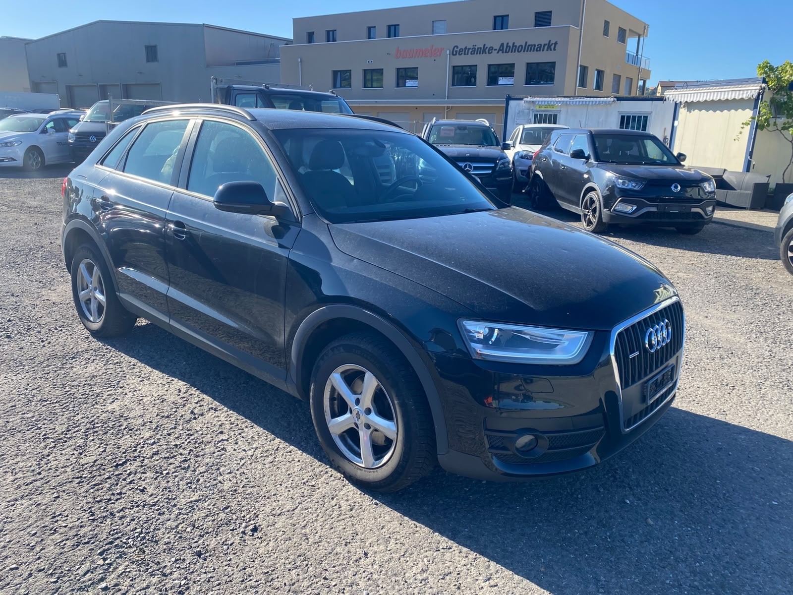AUDI Q3 2.0 TFSI quattro S-tronic-image-0
