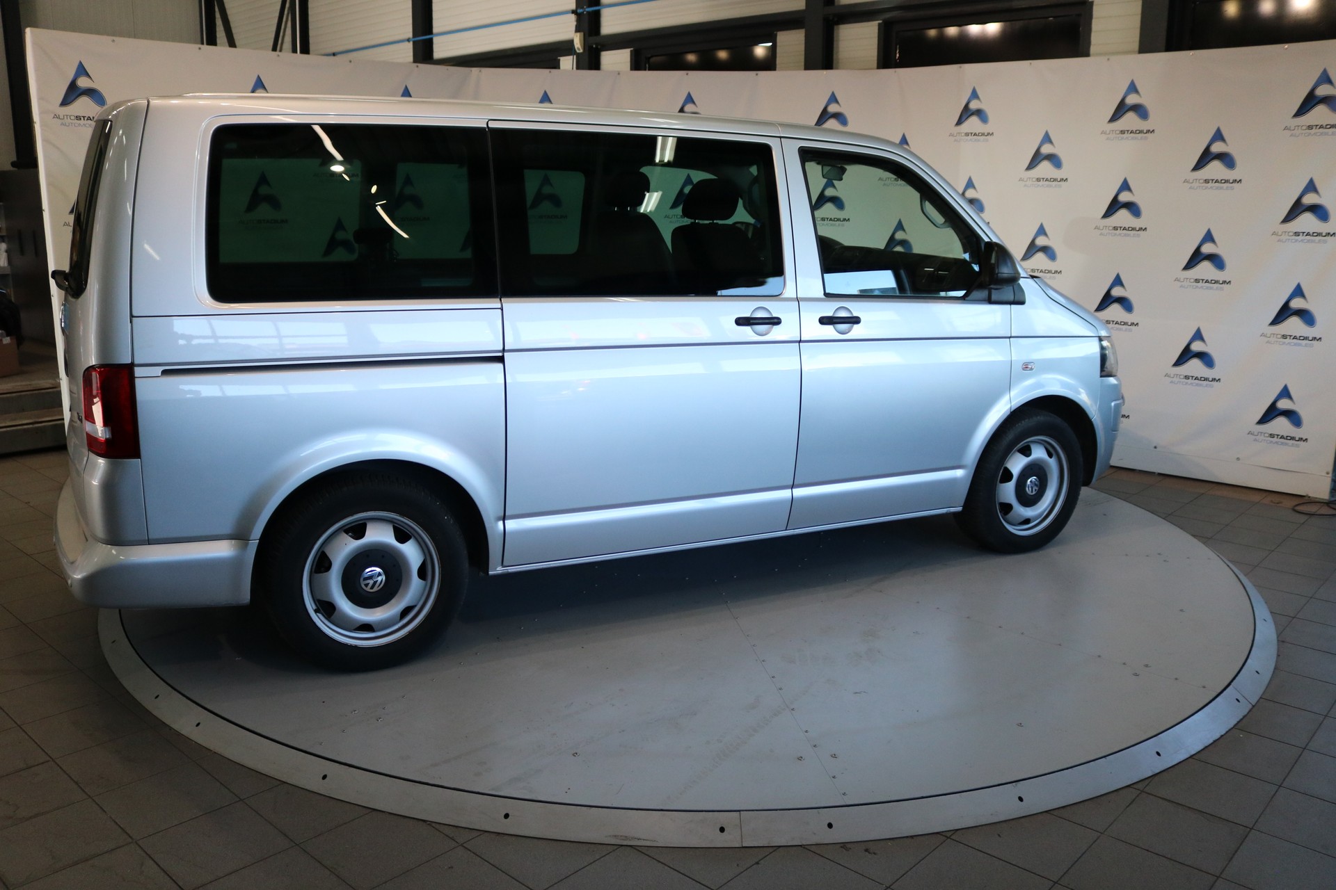 VW T5 Multivan 2.0 TDI CR Startline DSG-image-24