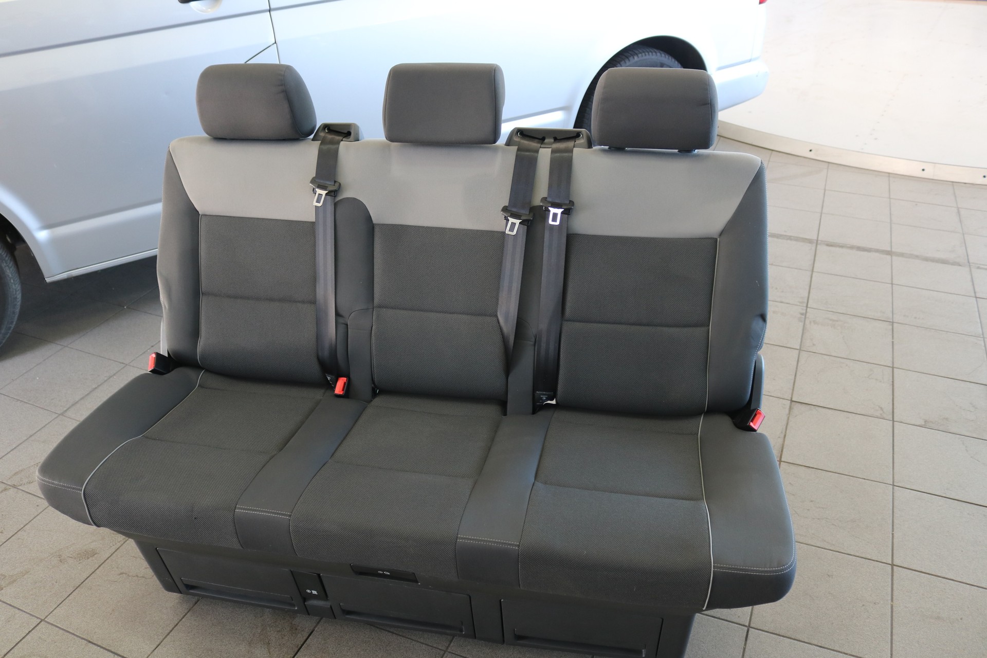 VW T5 Multivan 2.0 TDI CR Startline DSG-image-48