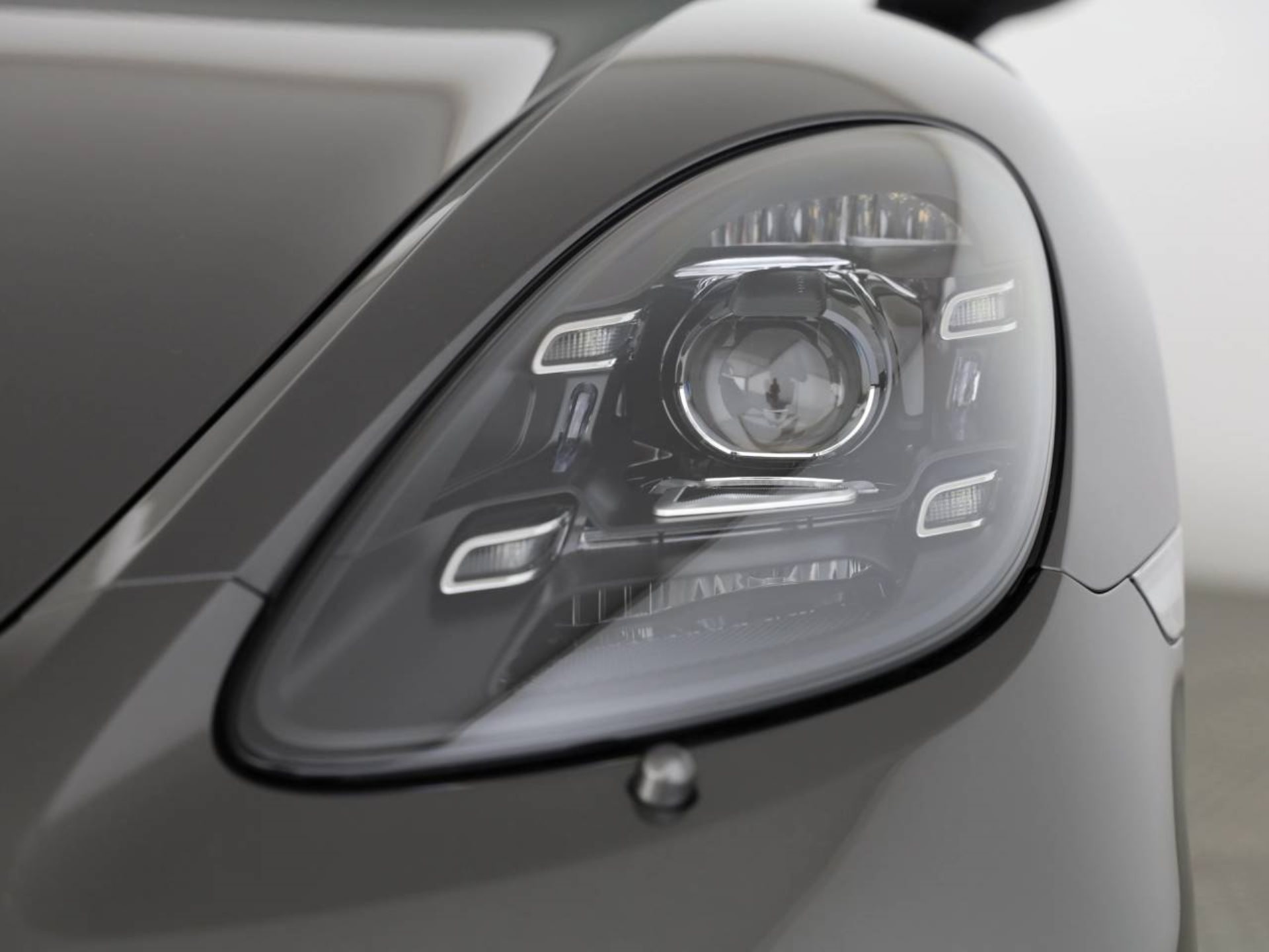 PORSCHE 718 Cayman S tyle Edition-image-9
