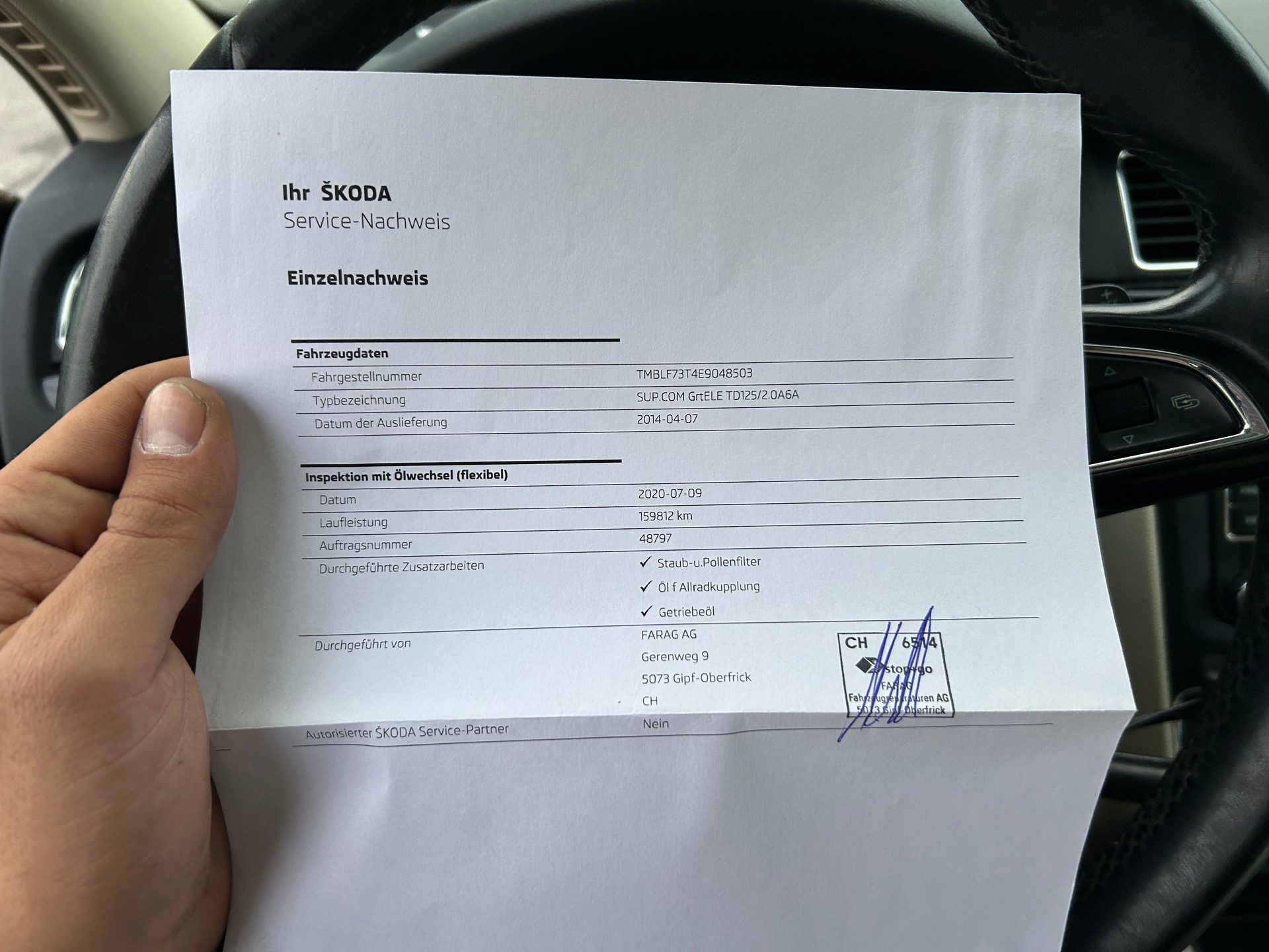 SKODA Superb Combi 2.0 TDi Elegance 4x4 DSG-image-16