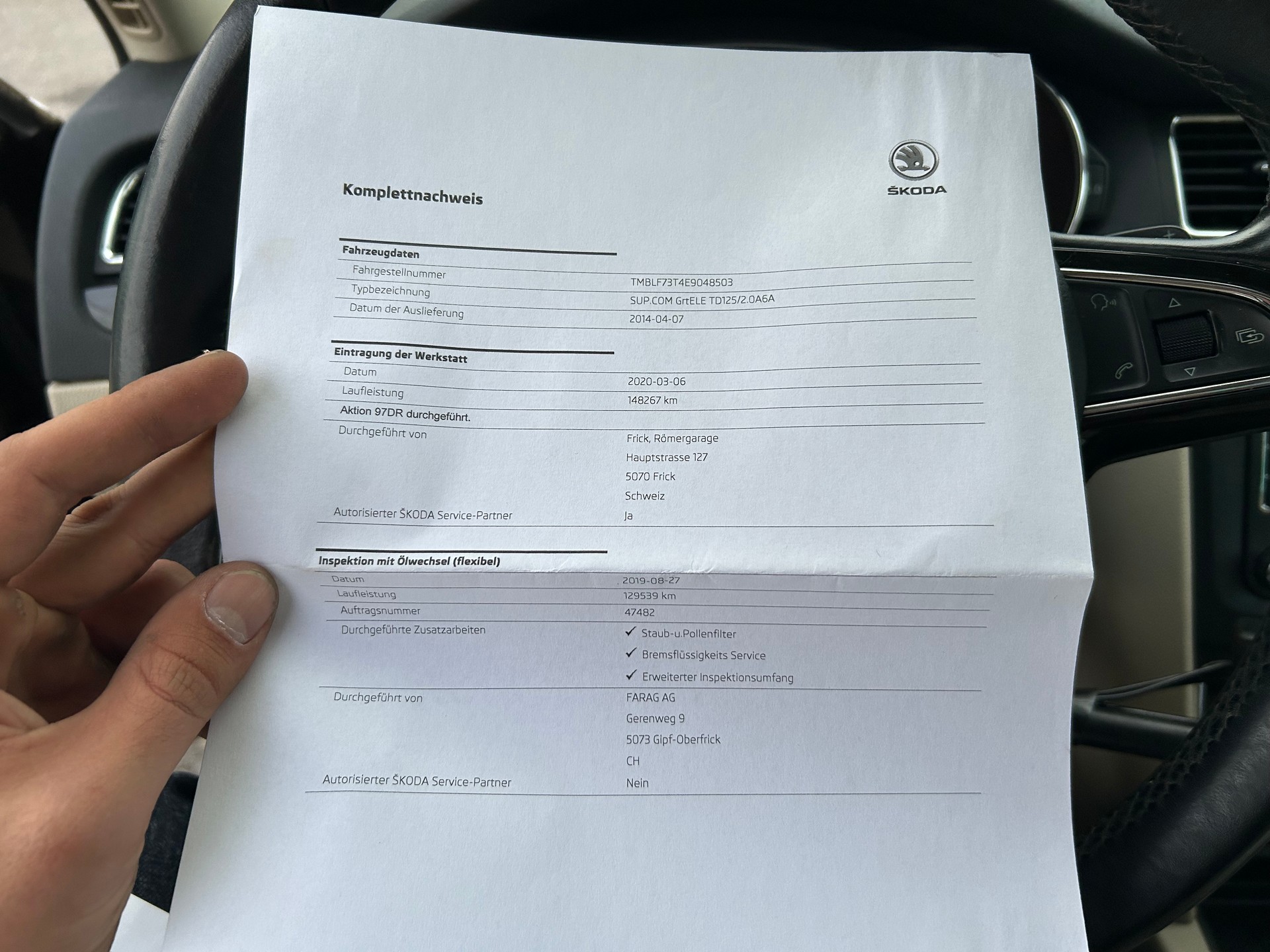 SKODA Superb Combi 2.0 TDi Elegance 4x4 DSG-image-14