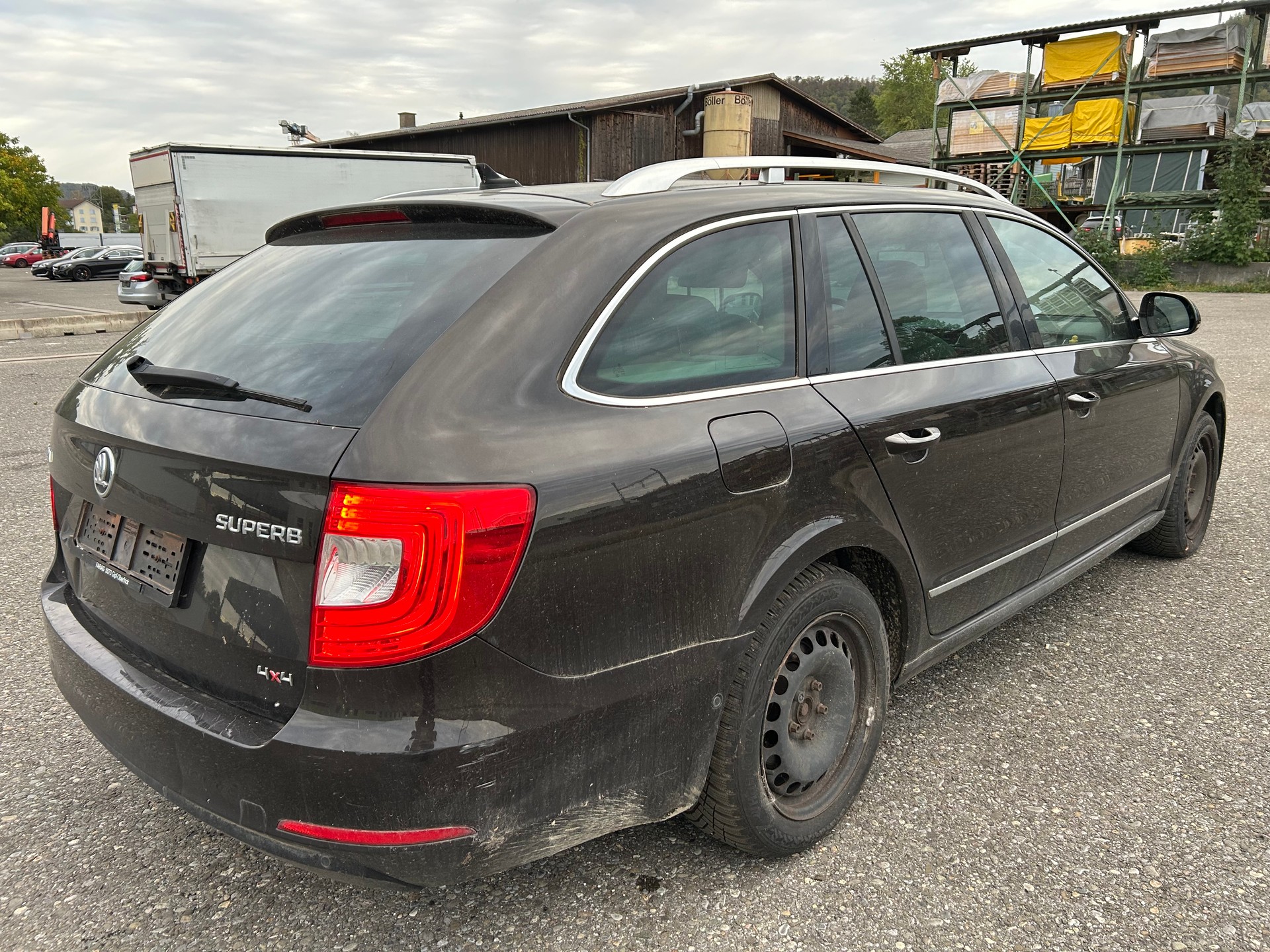 SKODA Superb Combi 2.0 TDi Elegance 4x4 DSG-image-1