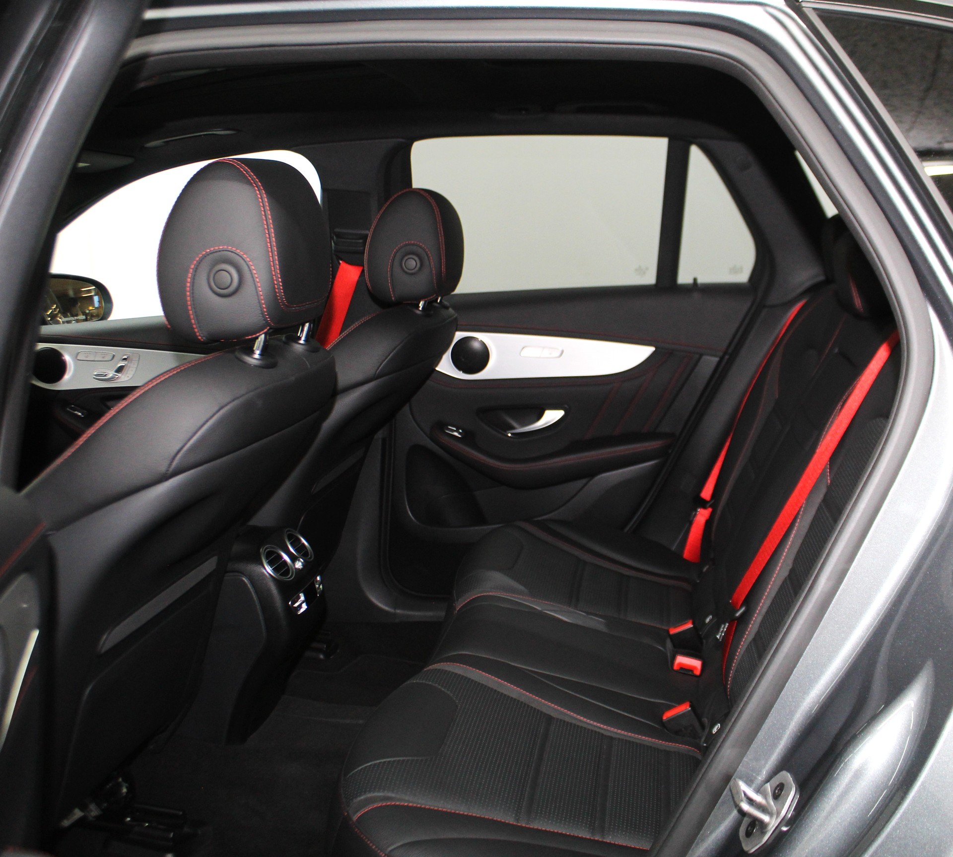 MERCEDES-BENZ GLC 43 AMG 4Matic 9G-Tronic Premium-Plus-Paket / AHK / CH-Fahrzeug-image-10