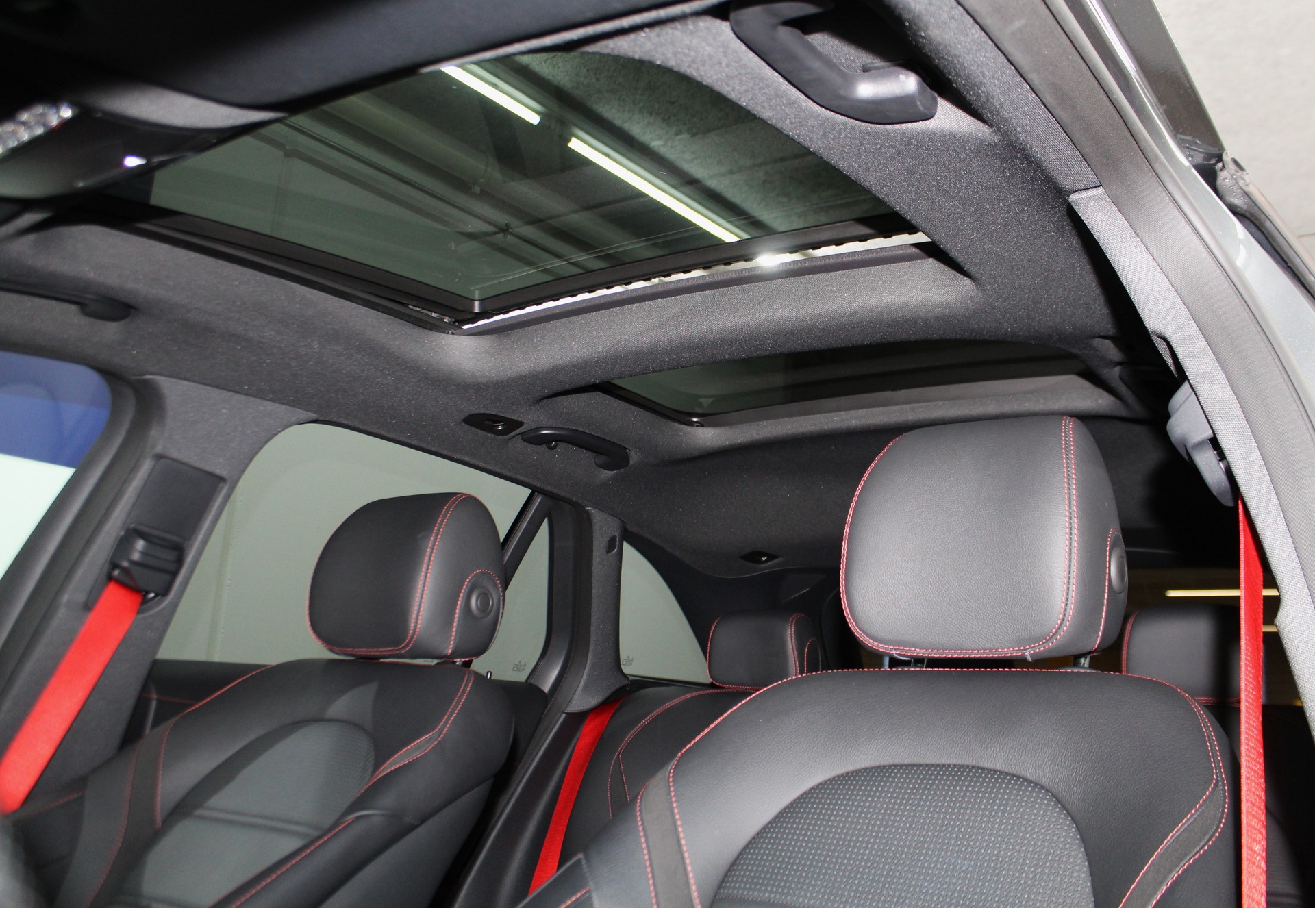 MERCEDES-BENZ GLC 43 AMG 4Matic 9G-Tronic Premium-Plus-Paket / AHK / CH-Fahrzeug-image-9