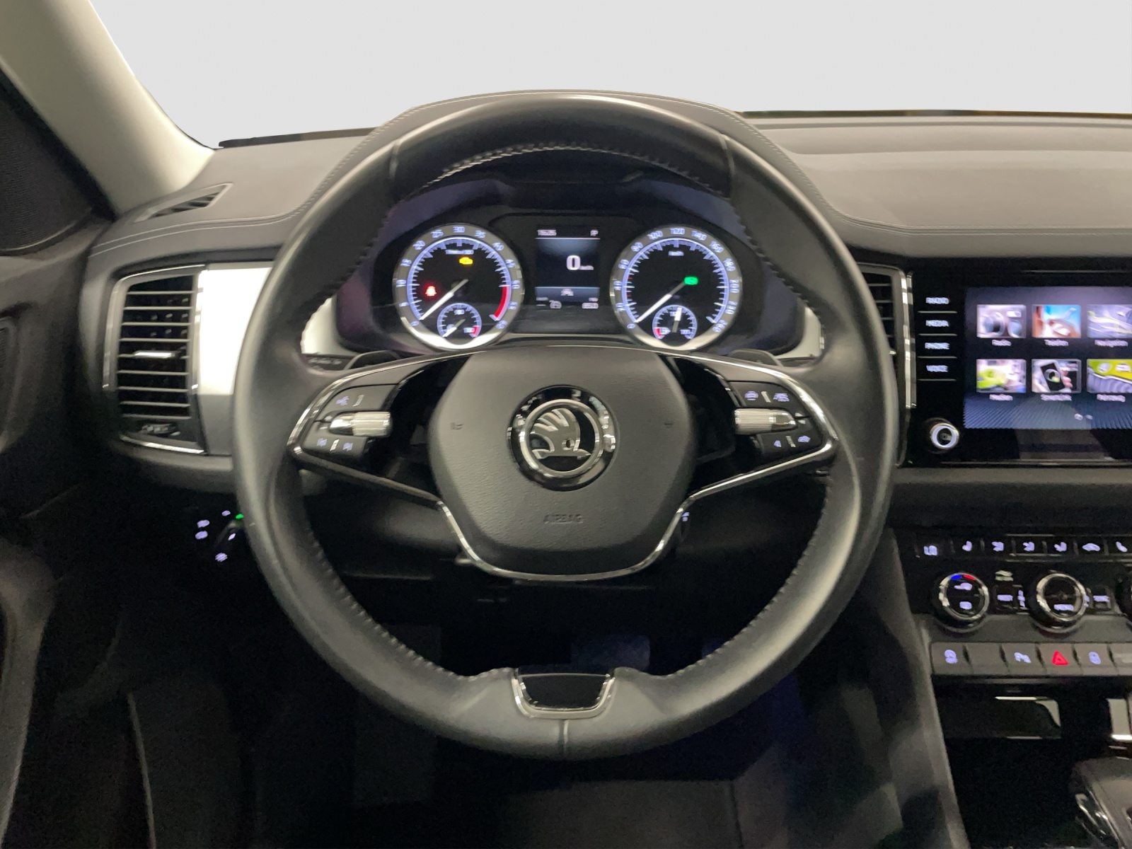 SKODA Kodiaq 2.0 TDI CR Ambition 4x4 DSG-image-9