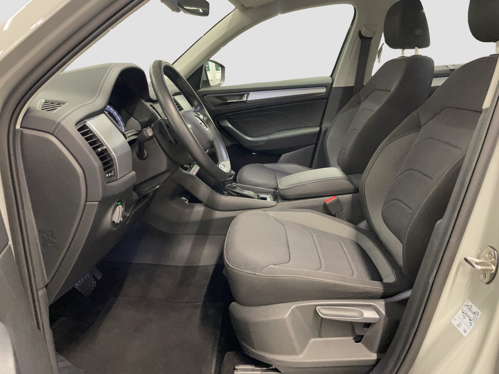 SKODA Kodiaq 2.0 TDI CR Ambition 4x4 DSG-image-8