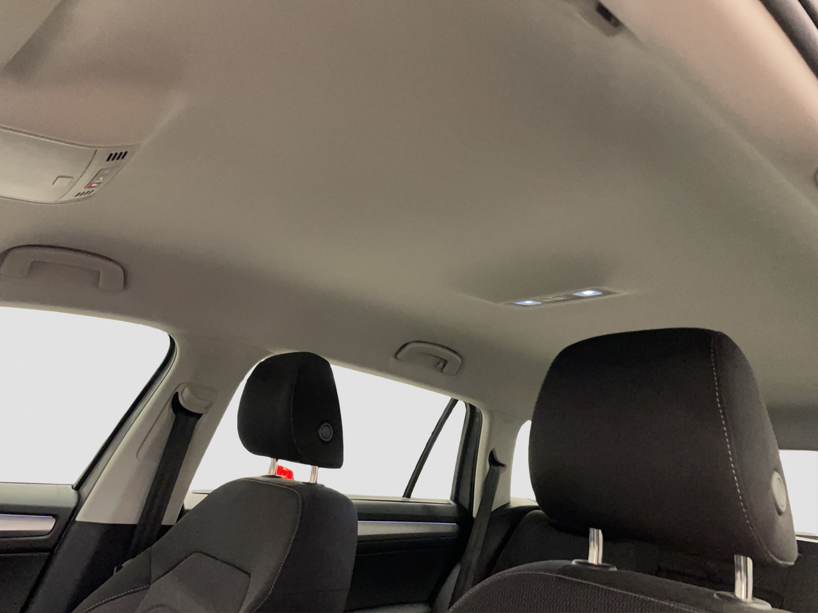 SKODA Kodiaq 2.0 TDI CR Ambition 4x4 DSG-image-15