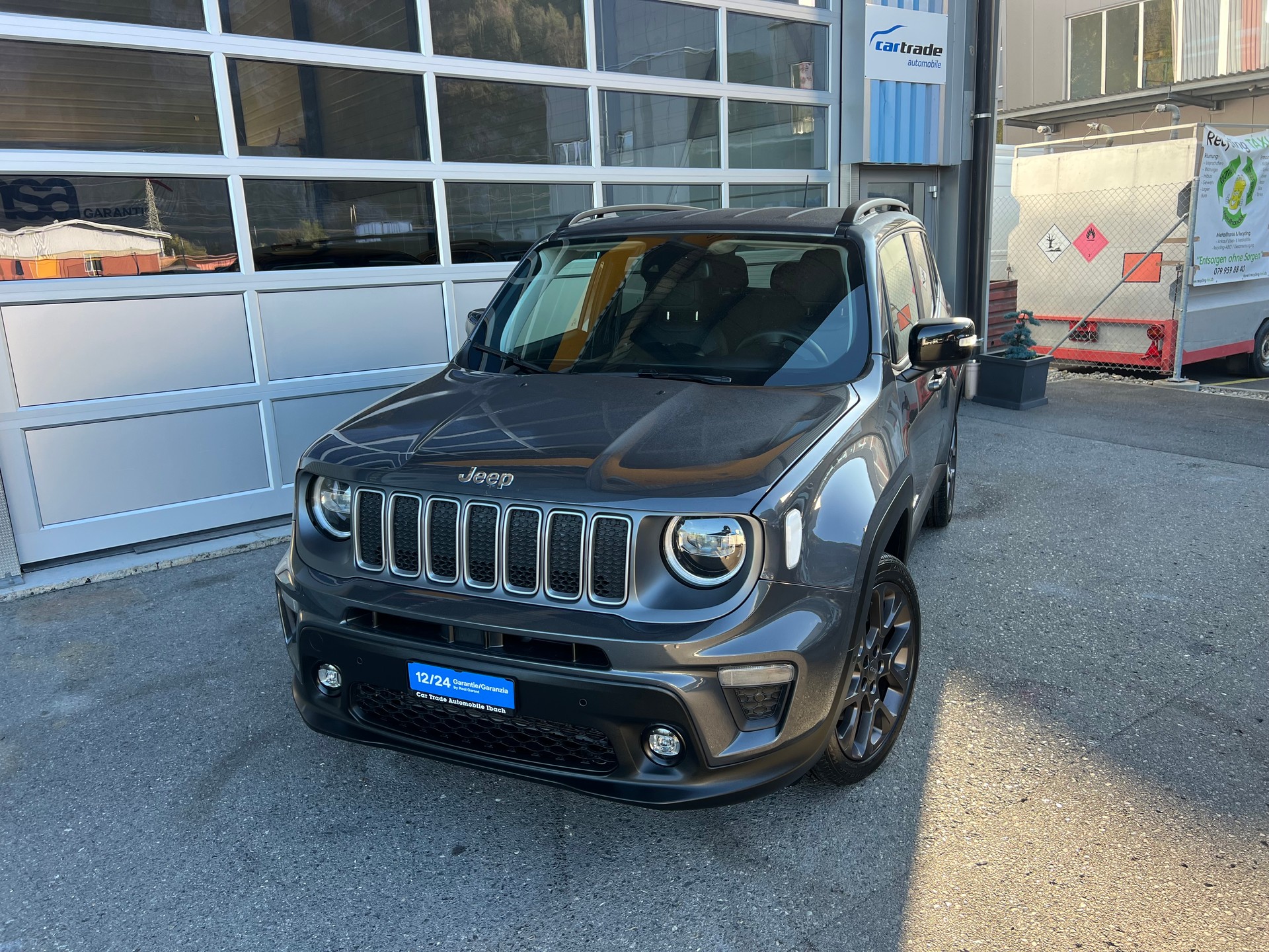 JEEP Renegade 1.3 T 4x4 PHEV Swiss Limited Plus *** CH- Fahrzeug **-image-3