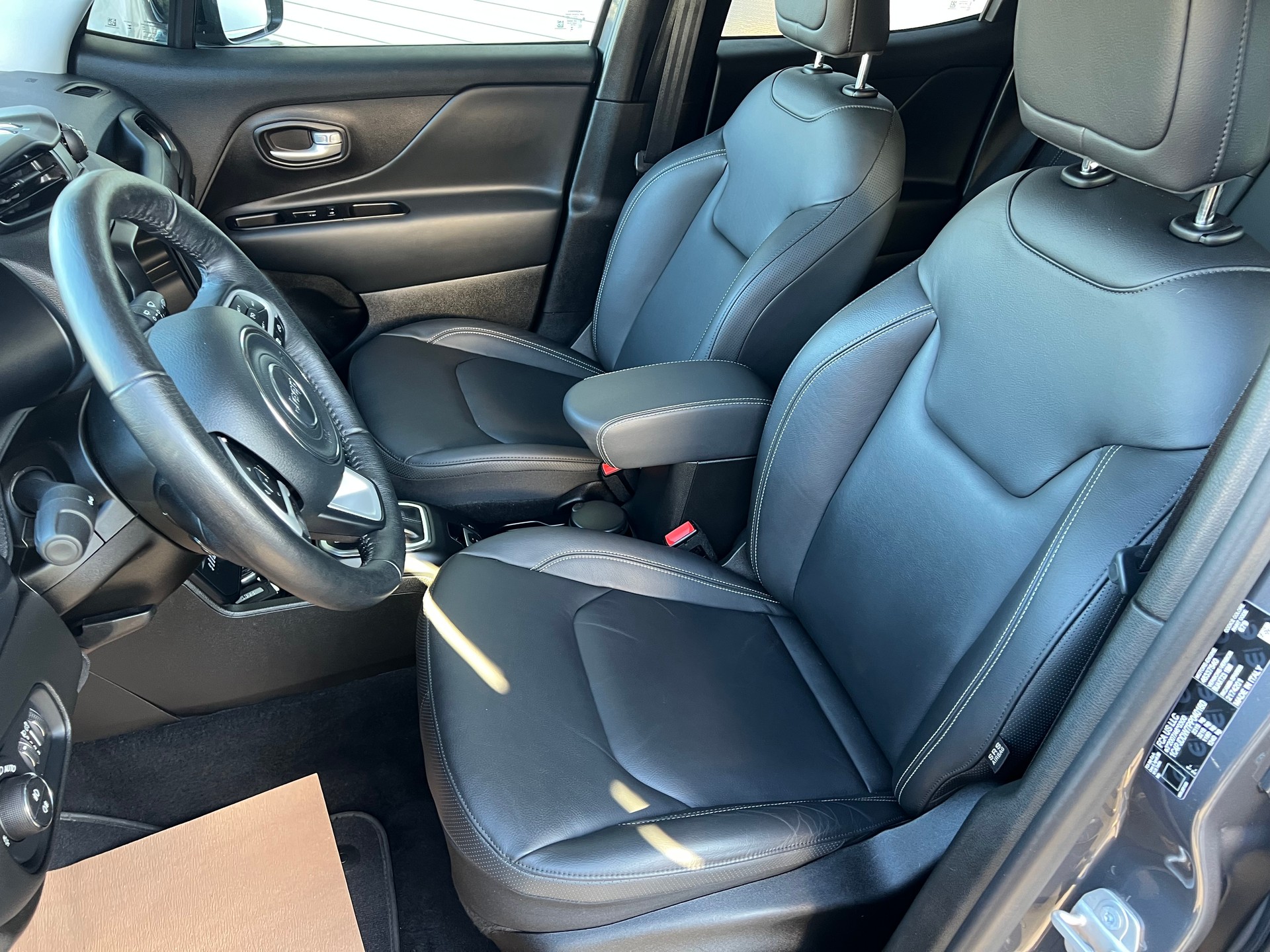 JEEP Renegade 1.3 T 4x4 PHEV Swiss Limited Plus *** CH- Fahrzeug **-image-20