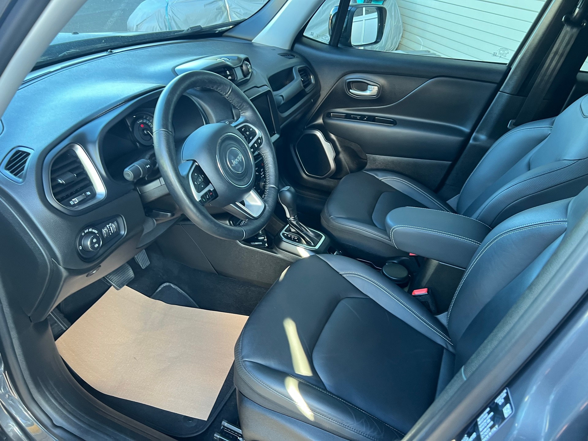 JEEP Renegade 1.3 T 4x4 PHEV Swiss Limited Plus *** CH- Fahrzeug **-image-17