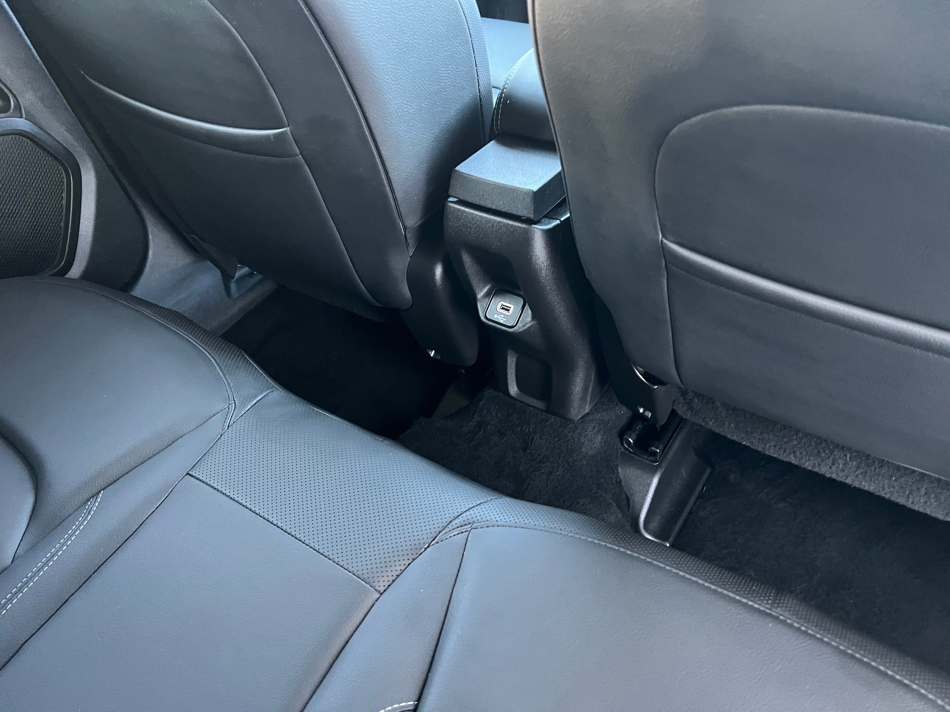 JEEP Renegade 1.3 T 4x4 PHEV Swiss Limited Plus *** CH- Fahrzeug **-image-13