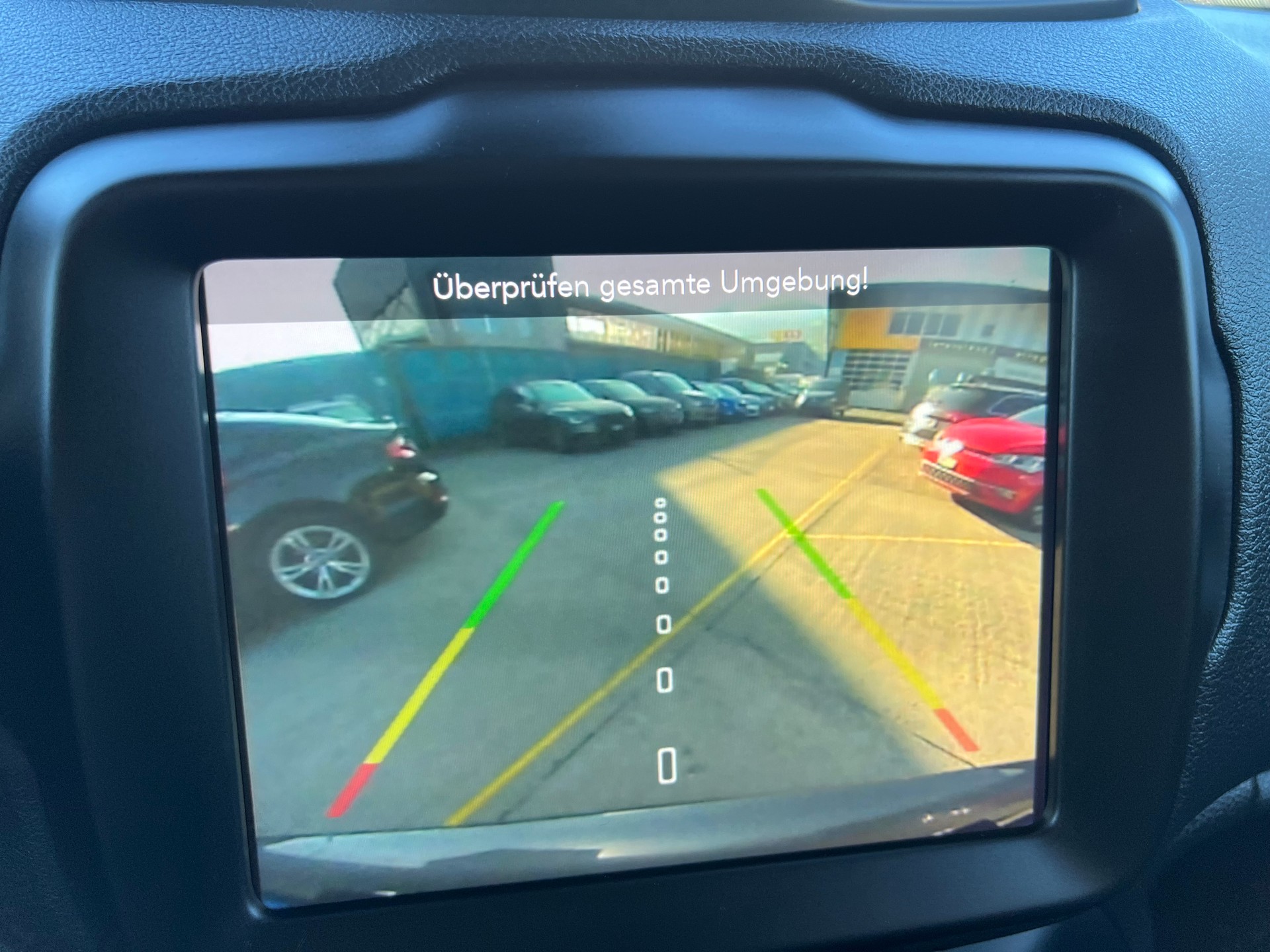 JEEP Renegade 1.3 T 4x4 PHEV Swiss Limited Plus *** CH- Fahrzeug **-image-26