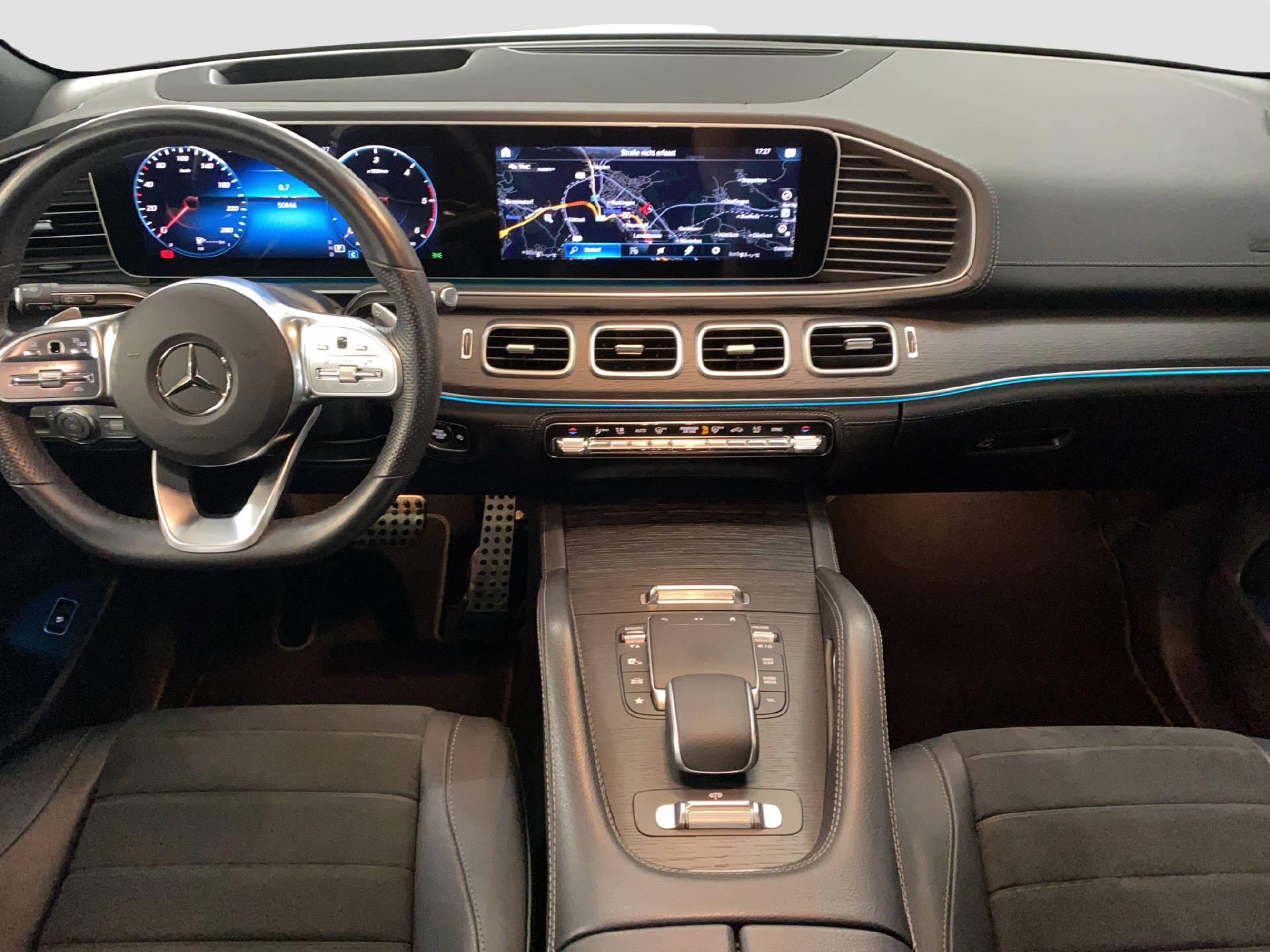 MERCEDES-BENZ GLE 400 d AMG Line 4MATIC-image-10