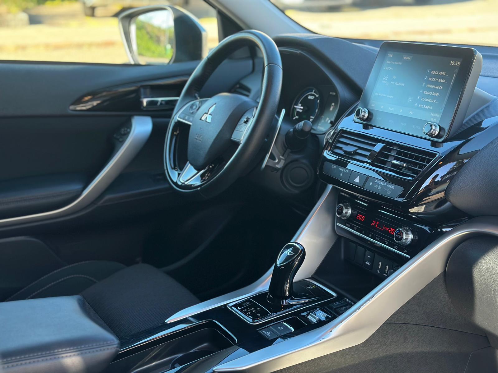 MITSUBISHI Eclipse Cross 2.4 PHEV Inform 4WD-image-7