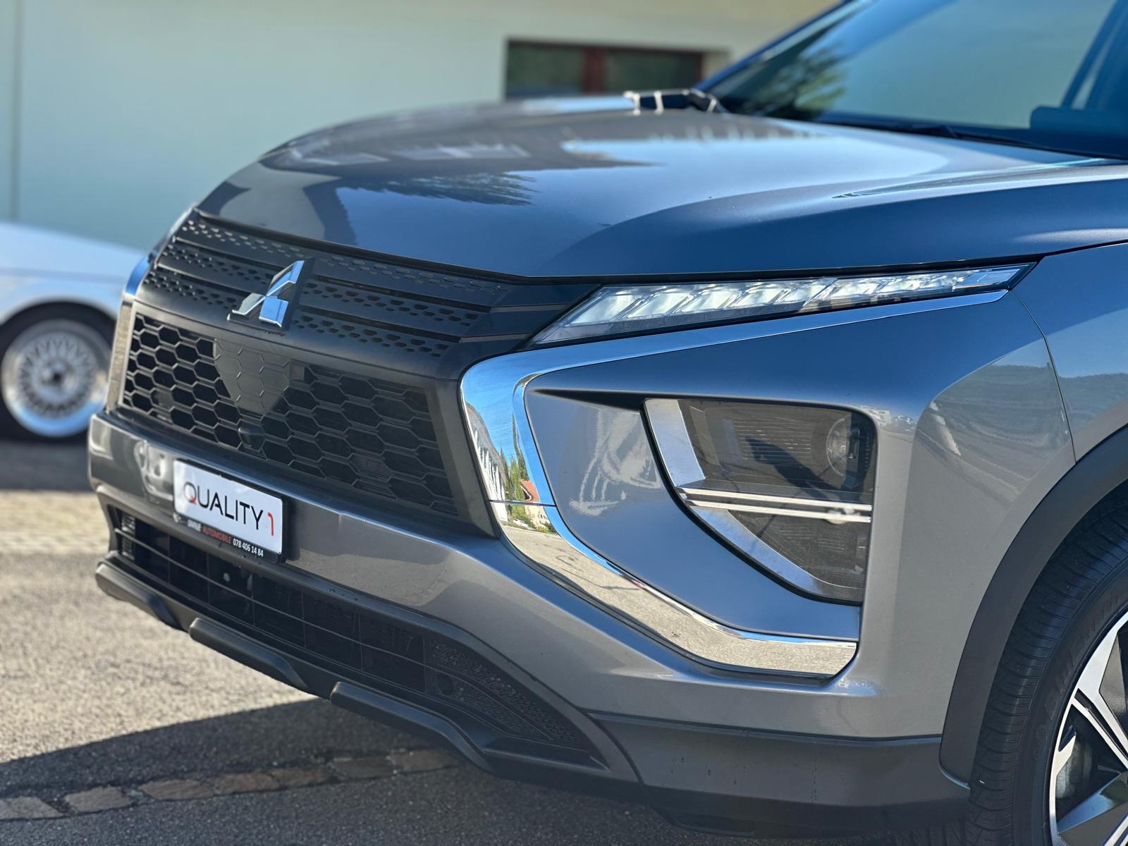 MITSUBISHI Eclipse Cross 2.4 PHEV Inform 4WD-image-1