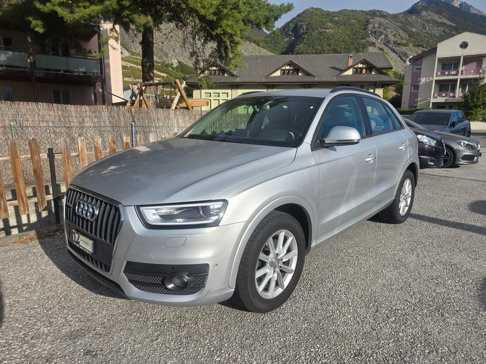 AUDI Q3 2.0 TFSI quattro-image-1