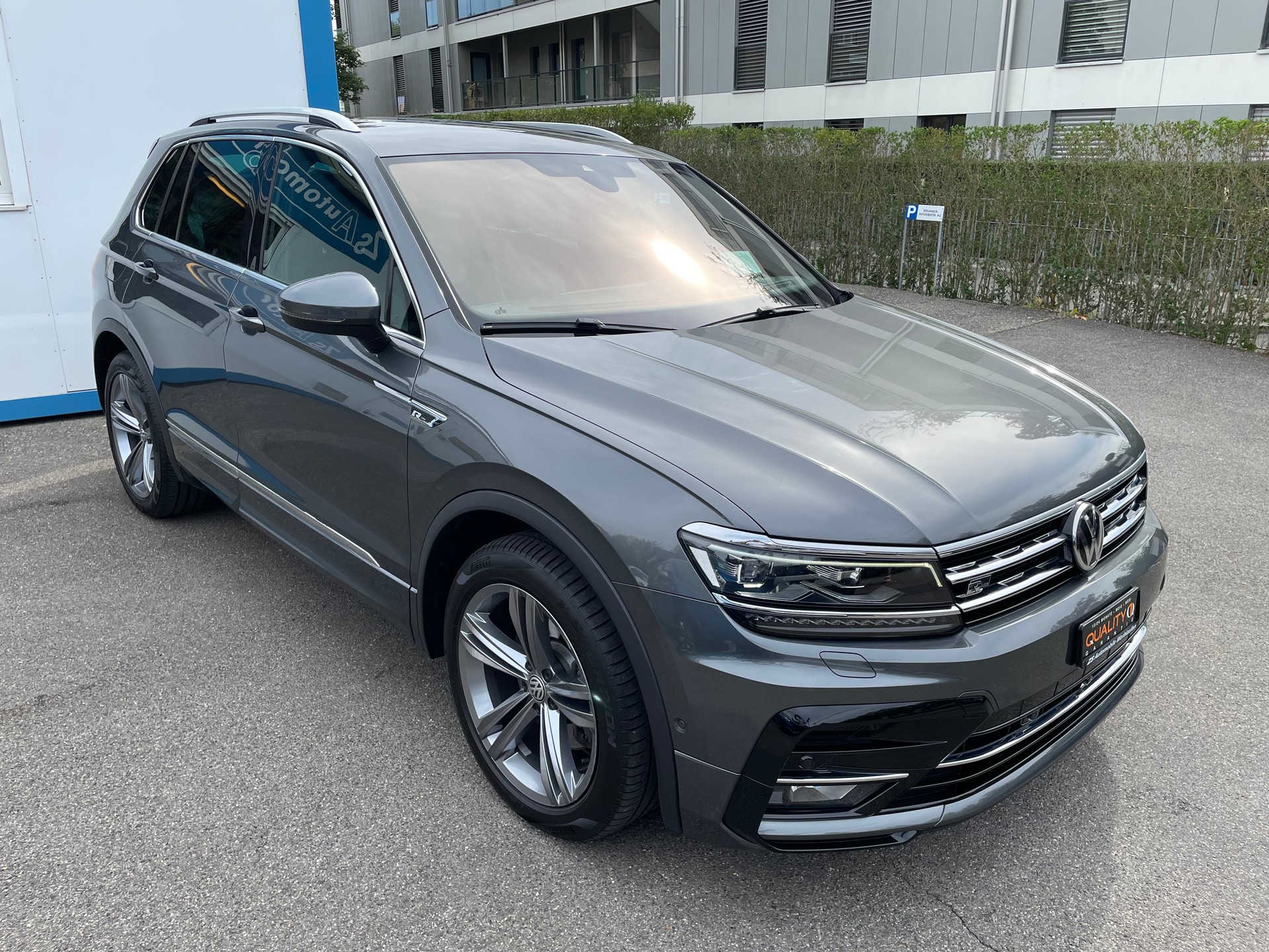 VW Tiguan 2.0TSI R-Line 4Motion DSG-image-4