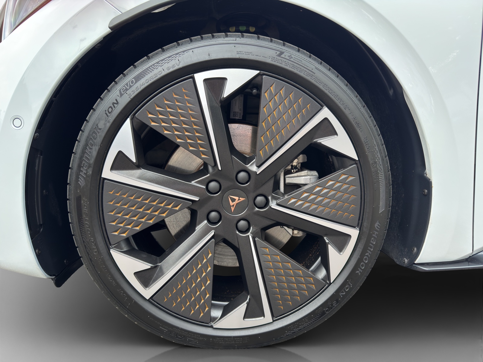 CUPRA Born 79 kWh e-Boost-image-11
