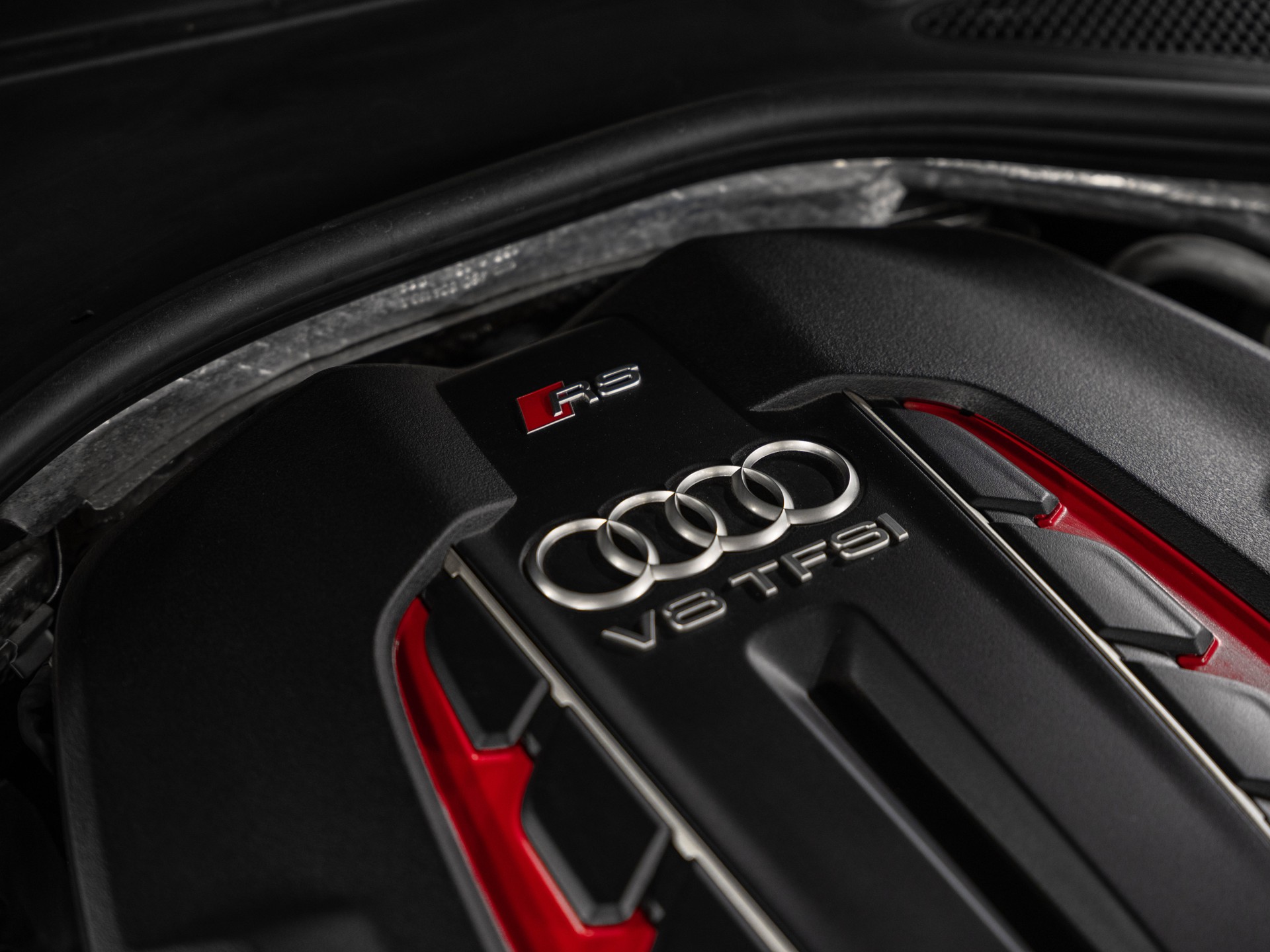 AUDI RS6 Avant 4.0 TFSI V8 quattro Tiptronic ABT 700PS-image-15