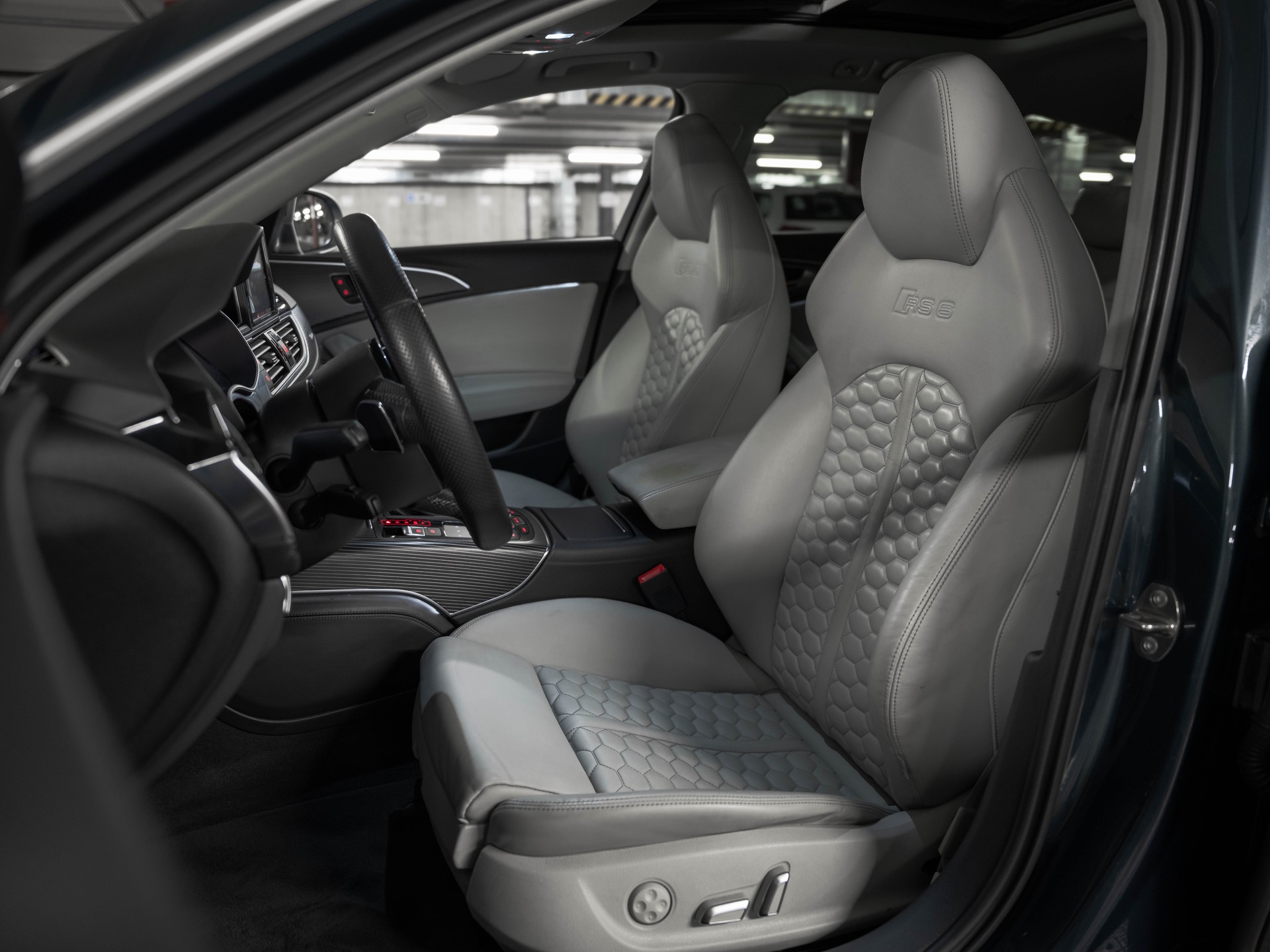 AUDI RS6 Avant 4.0 TFSI V8 quattro Tiptronic ABT 700PS-image-27