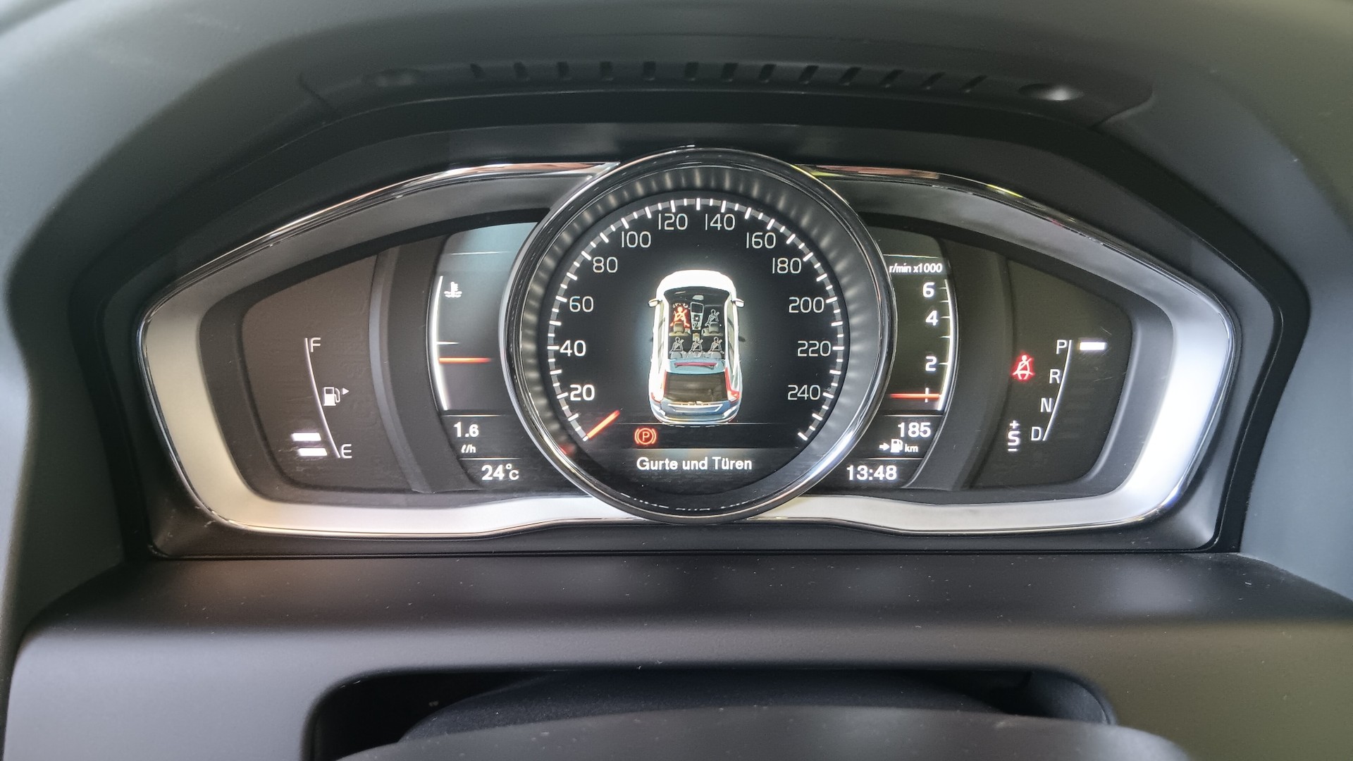VOLVO XC60 T5 AWD Executive Geartronic-image-7