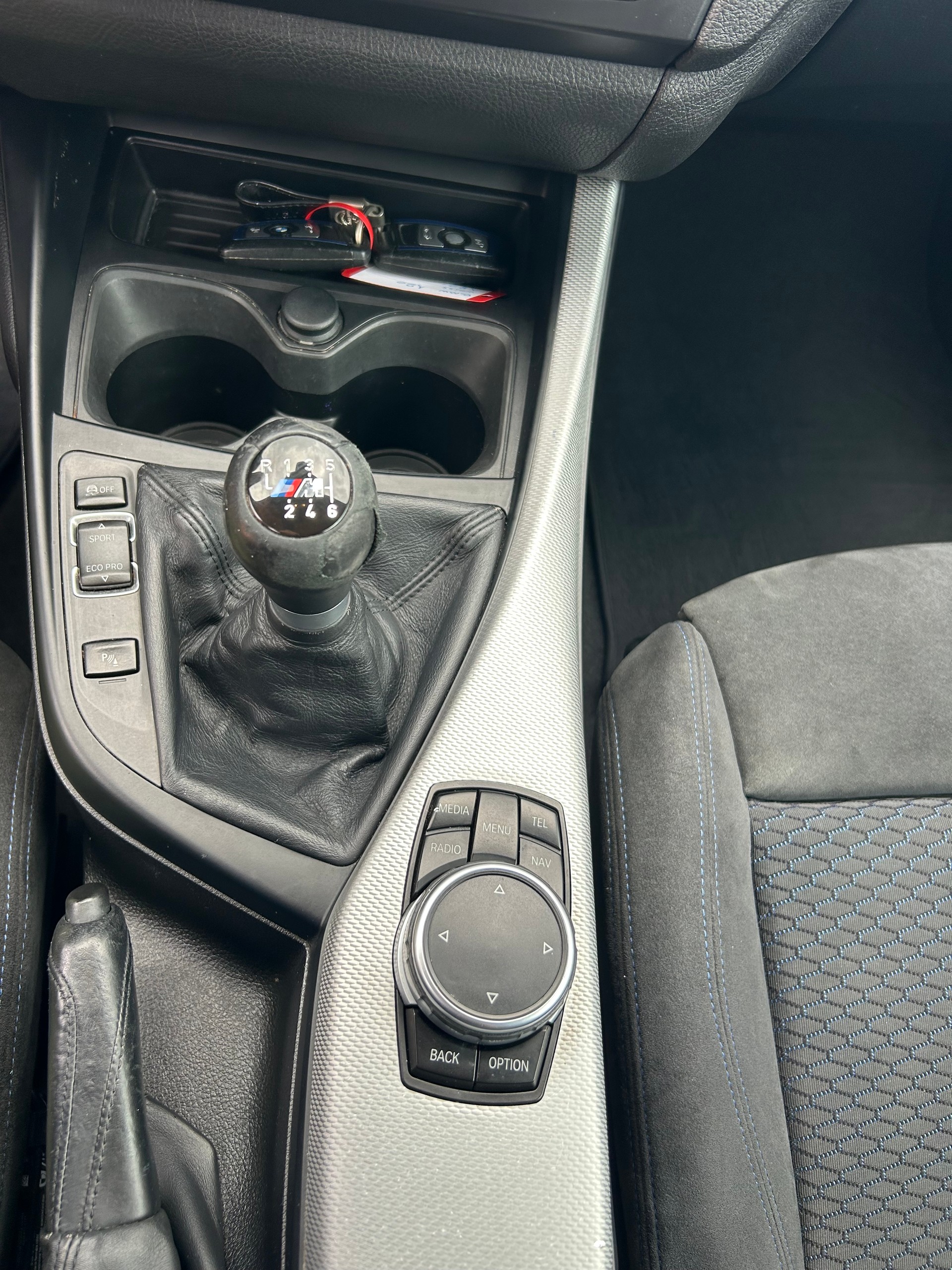 BMW 120d xDrive Sport Line-image-10