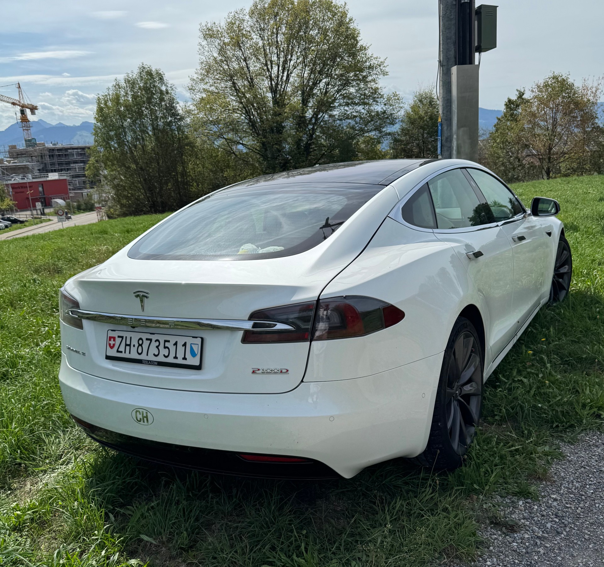TESLA 100 Performance D-image-5