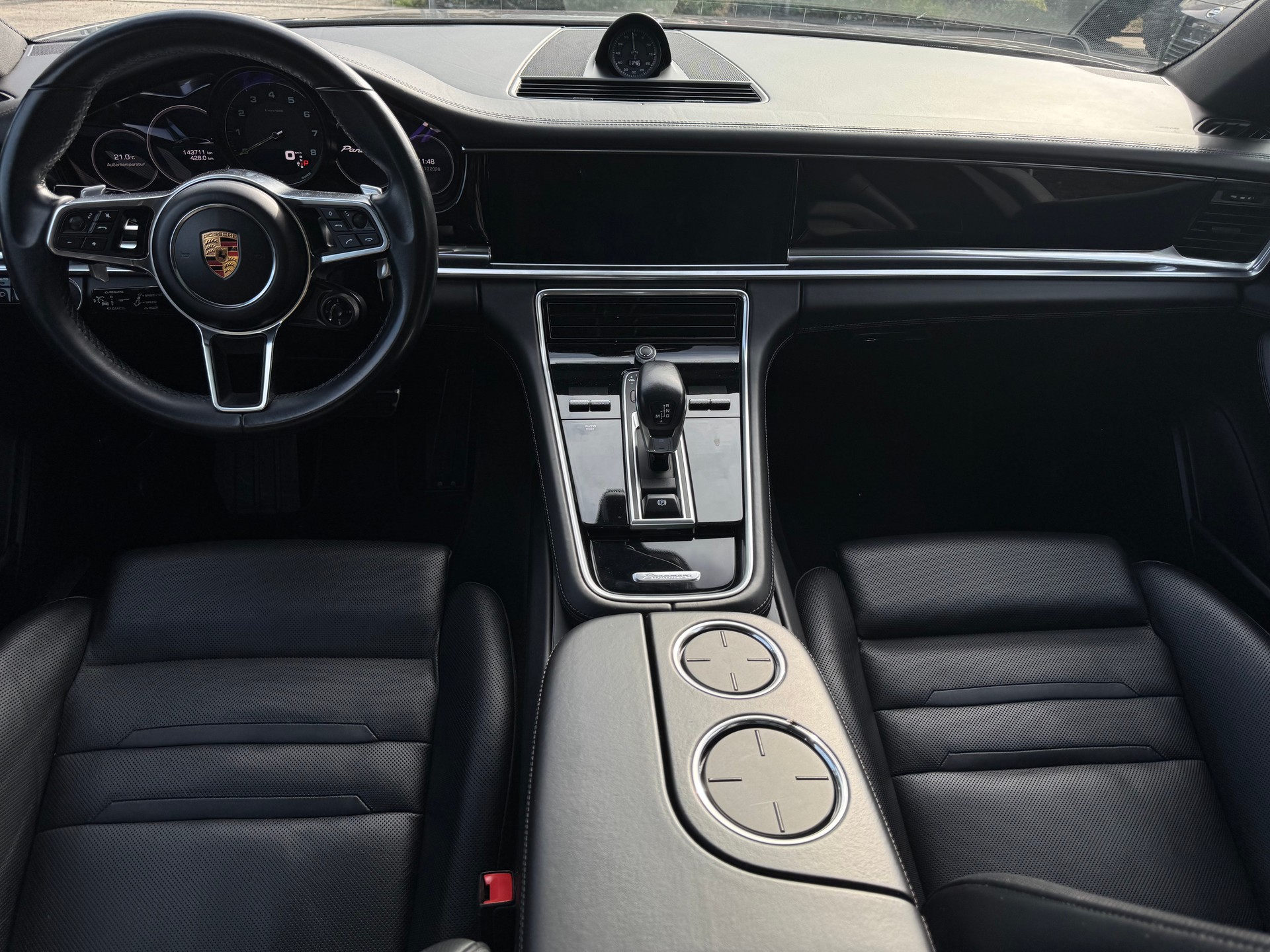PORSCHE Panamera 4 E-Hybrid Sport Turismo PDK-image-10