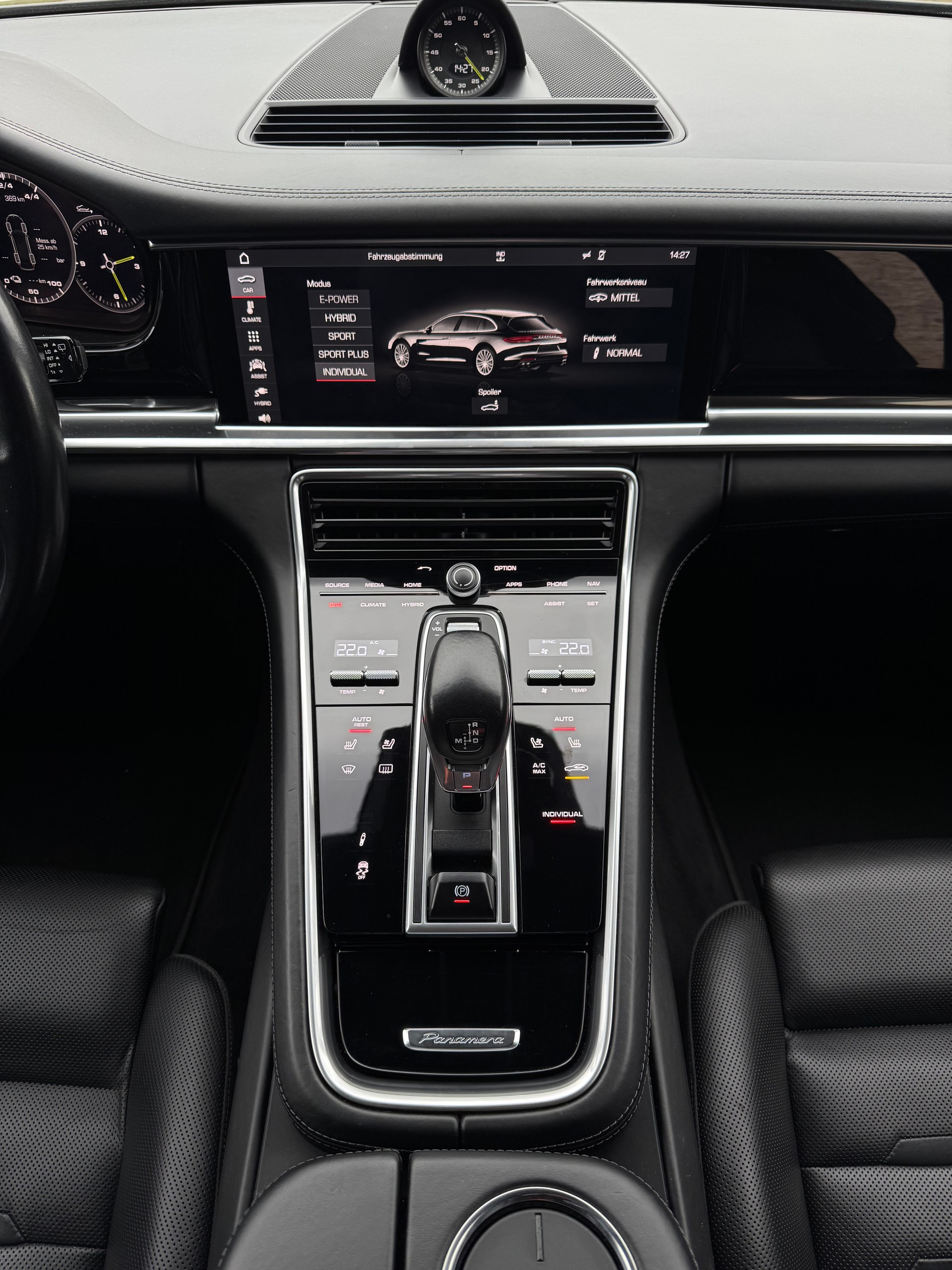 PORSCHE Panamera 4 E-Hybrid Sport Turismo PDK-image-12