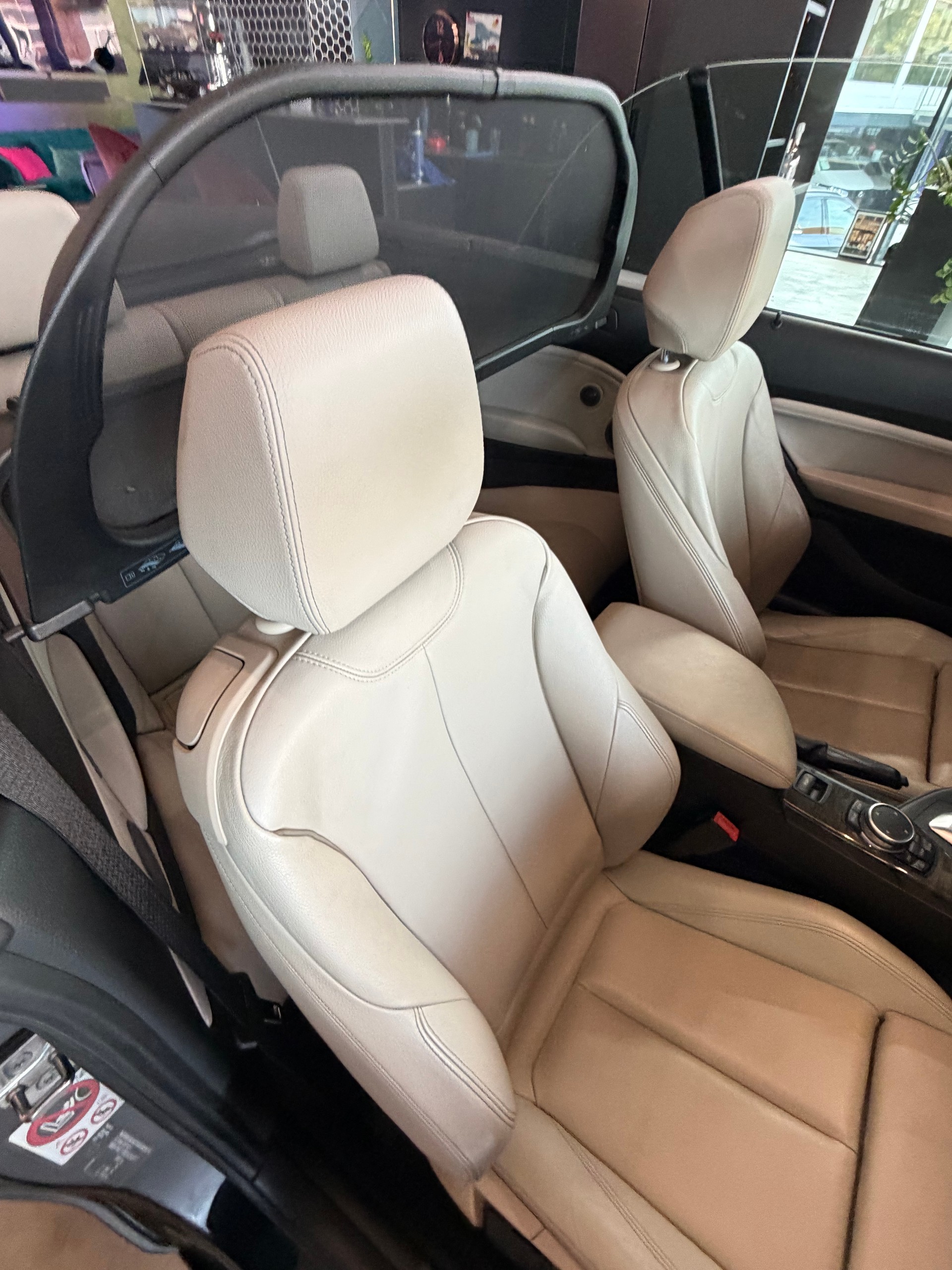 BMW M235i Steptronic-image-9