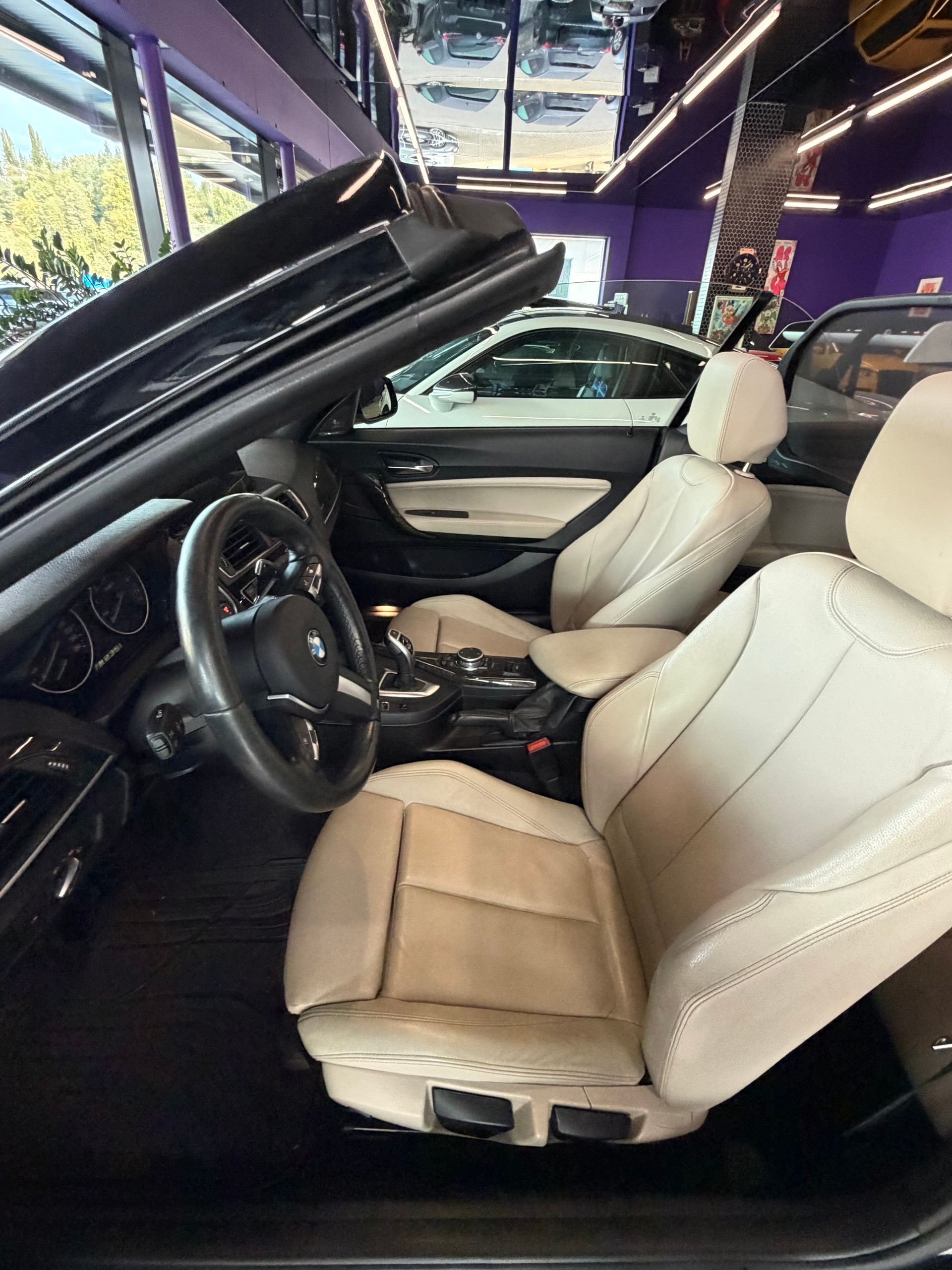 BMW M235i Steptronic-image-8
