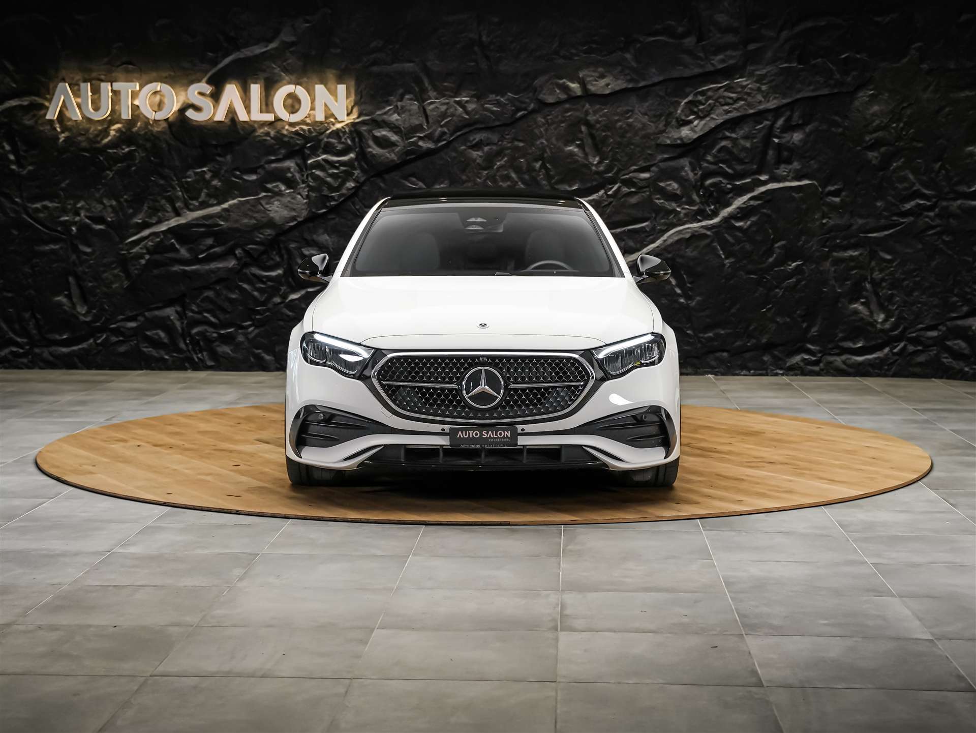 MERCEDES-BENZ E 220 d AMG Line 9G-Tronic *Werksgarantie*21" Felgen*Panorama*Lenkradheizung*-image-7