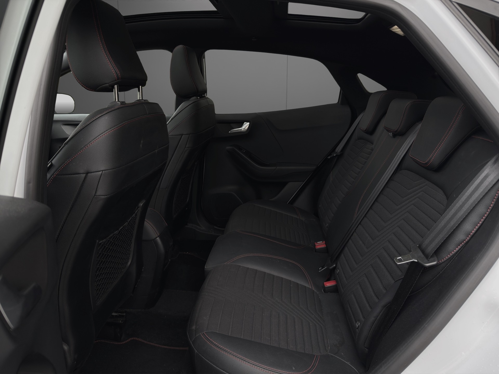 FORD Puma 1.0 MHEV ST-Line X Automat-image-9