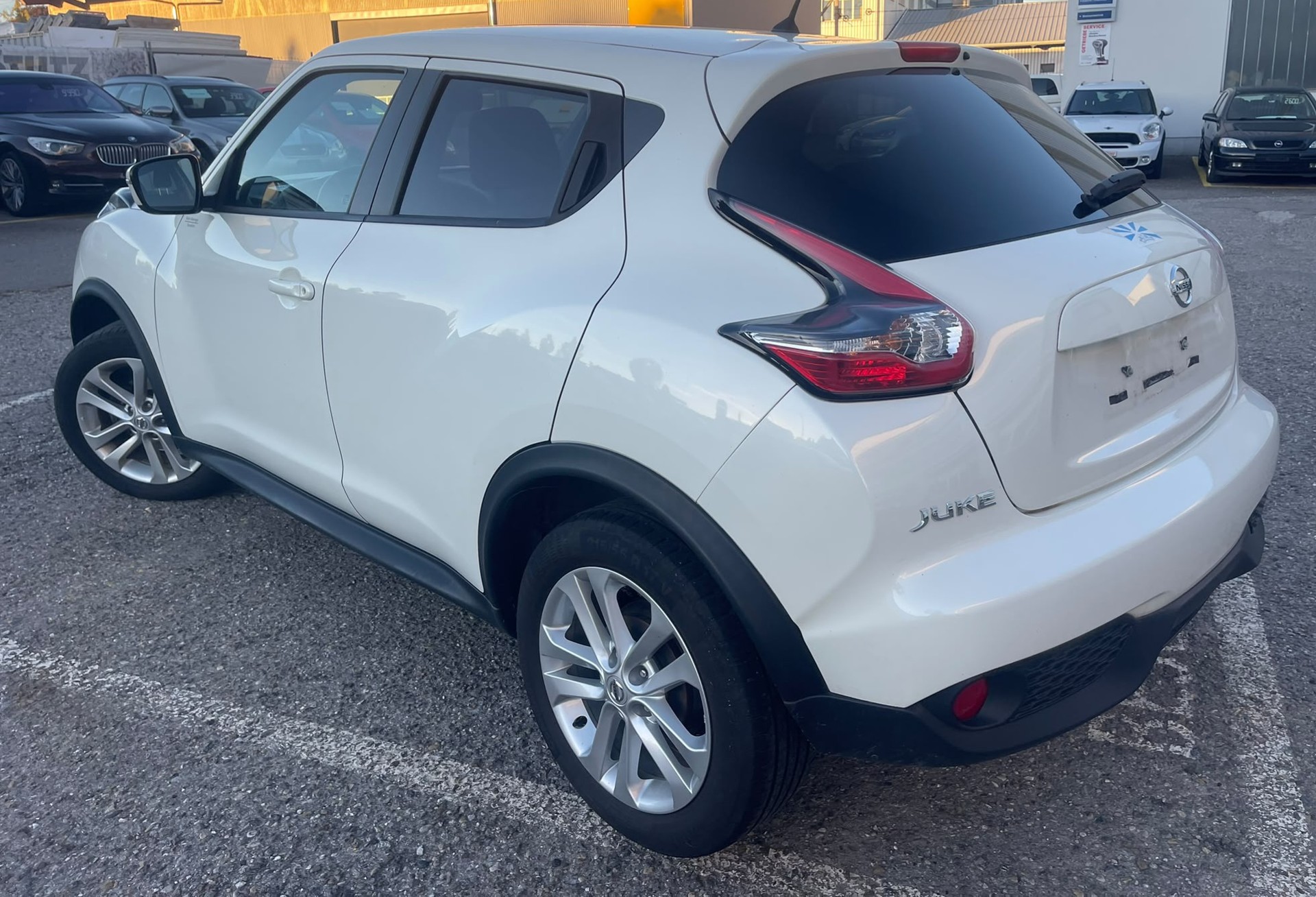 NISSAN Juke 1.2 DIG-T N-Connecta-image-4
