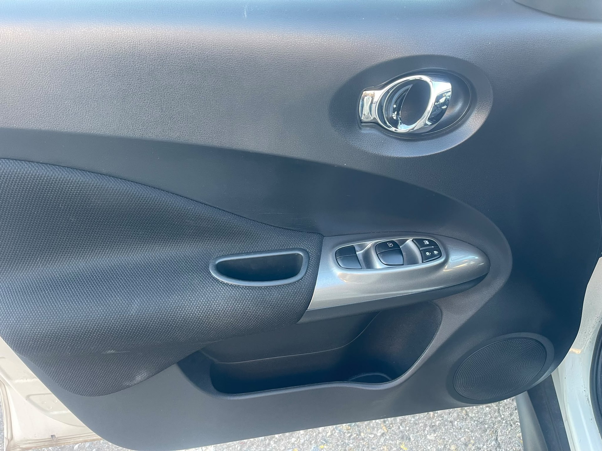 NISSAN Juke 1.2 DIG-T N-Connecta-image-8