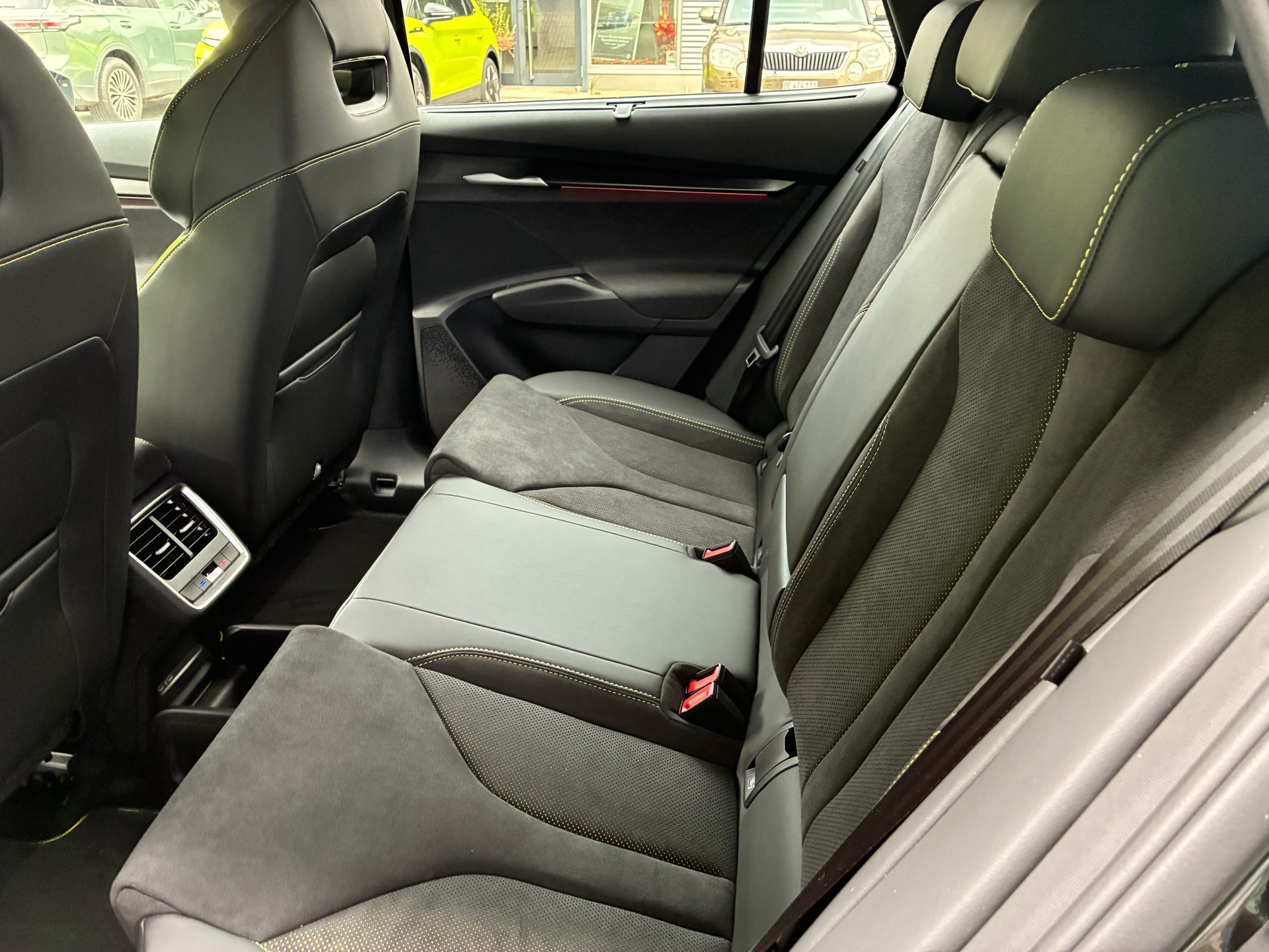 SKODA Elroq RS 4x4 (MJ 2027)-image-7