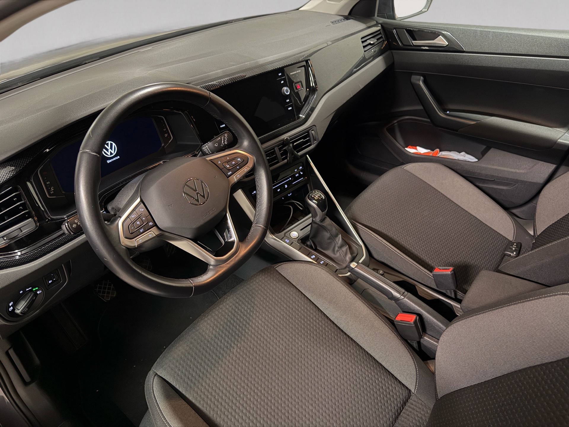 VW VW Polo 1.0 TSI Life *Rückfahrkamera* *Park Assist* *Sitzheizung*-image-6