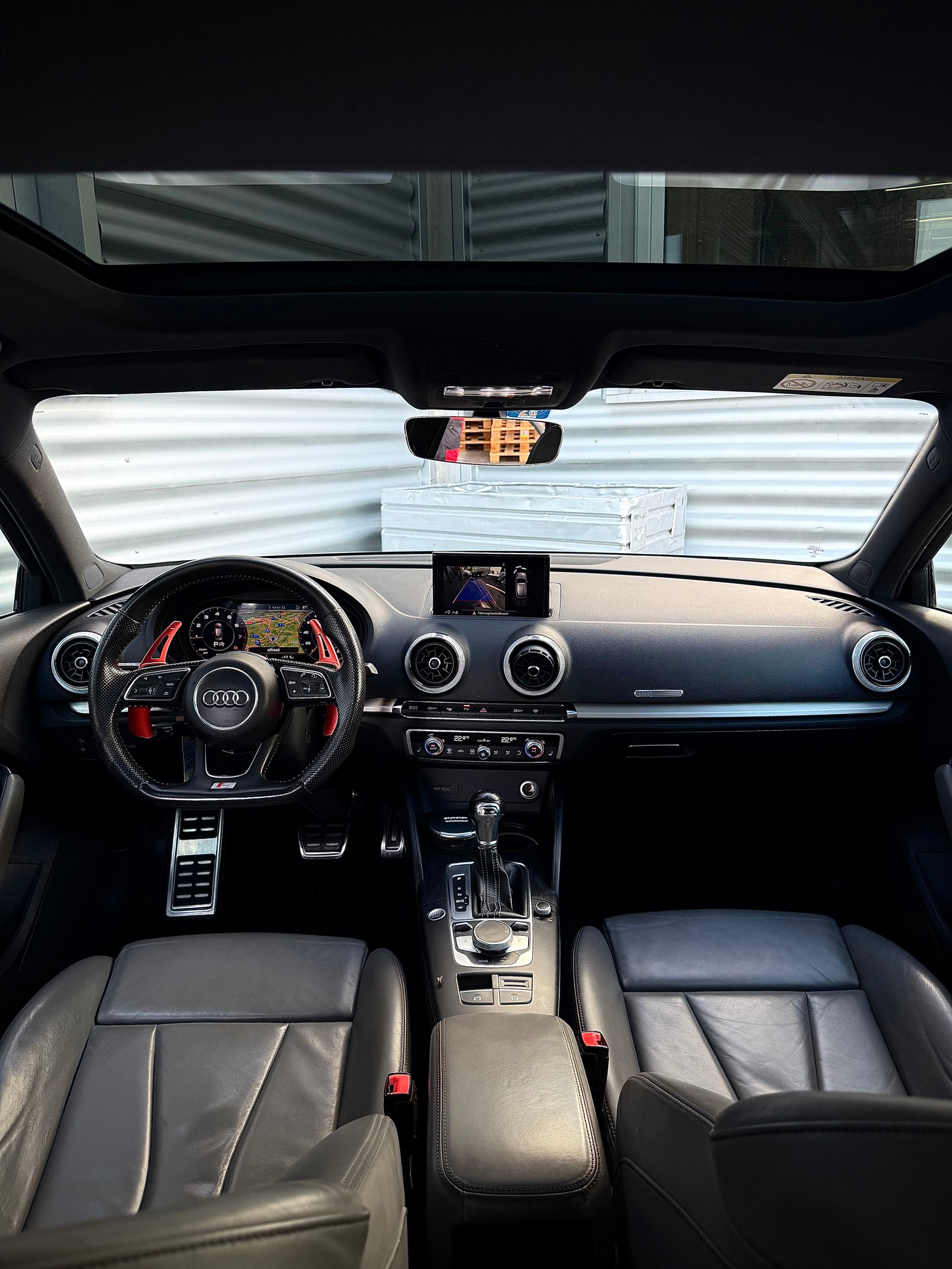 AUDI A3 Sportback 1.5 TFSI S-tronic Design-image-12