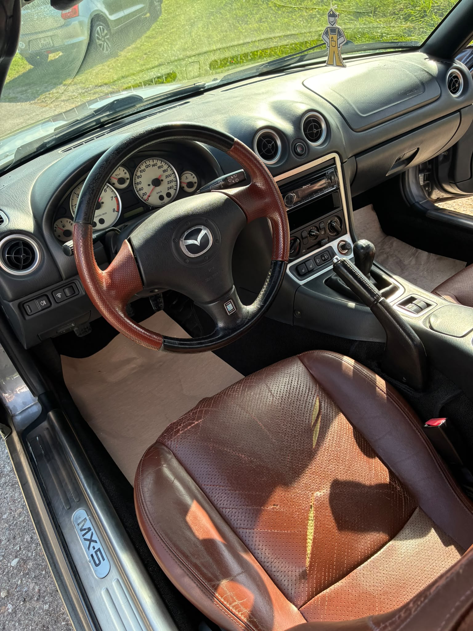 MAZDA MX-5 1.8i-16 GT Youngster-image-2