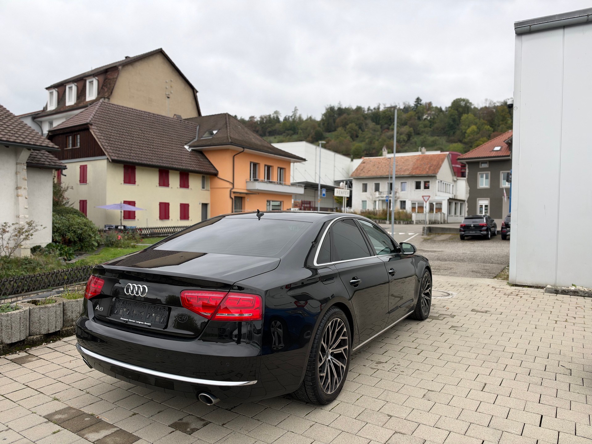 AUDI A8 4.2 TDI quattro tiptronic-image-5