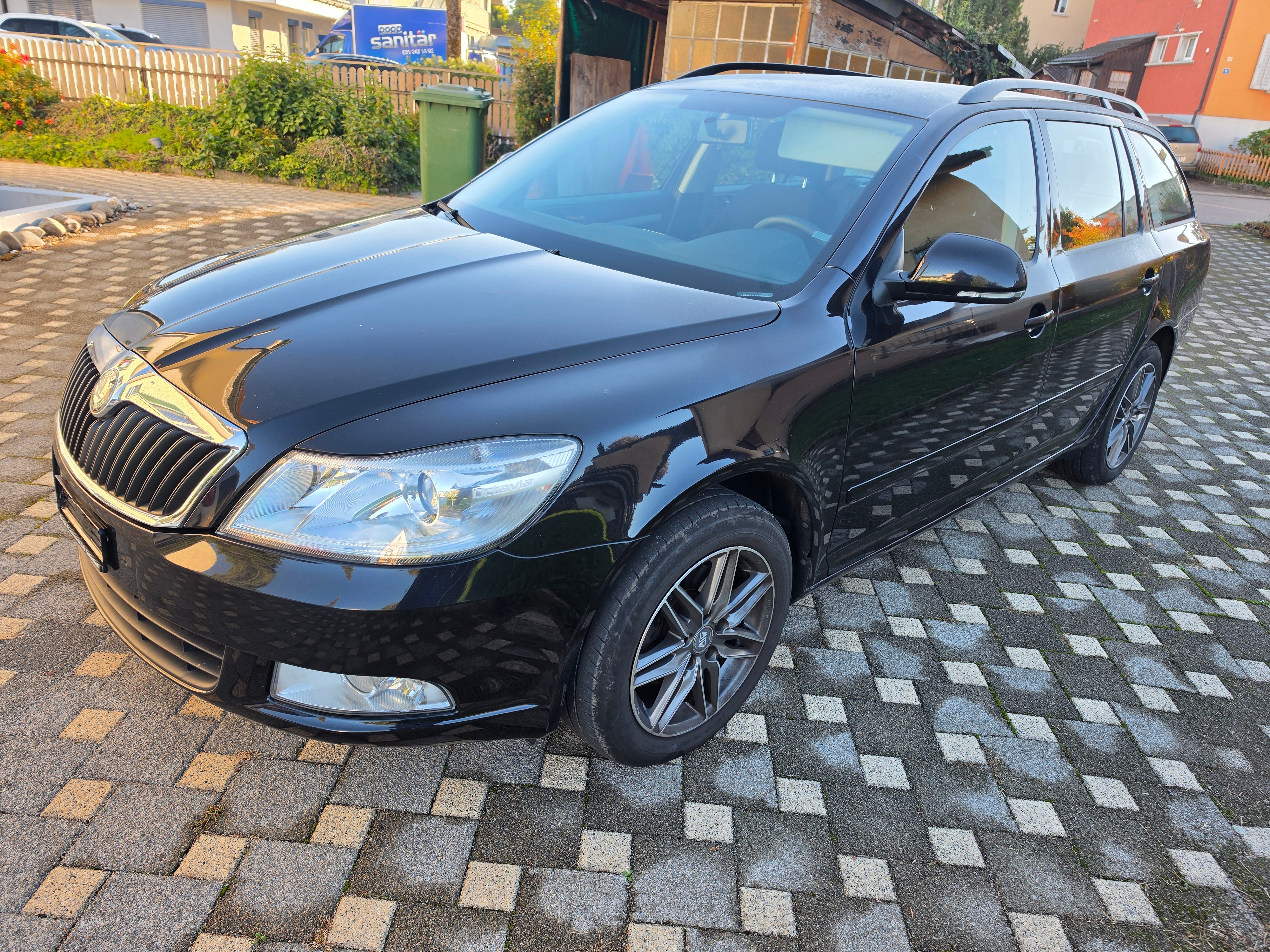 Car photo