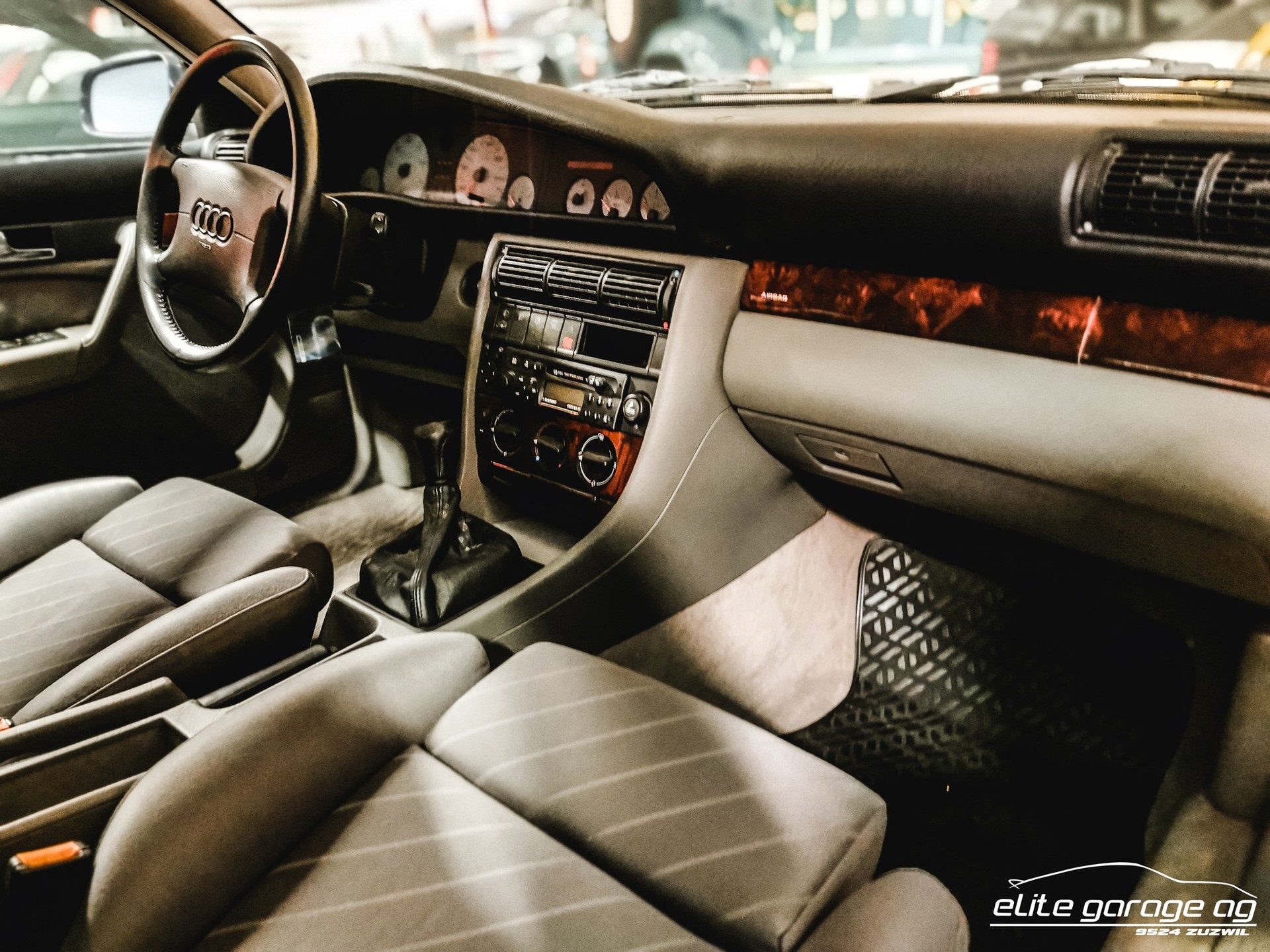 AUDI S6 quattro 4.2 Manuell-image-8