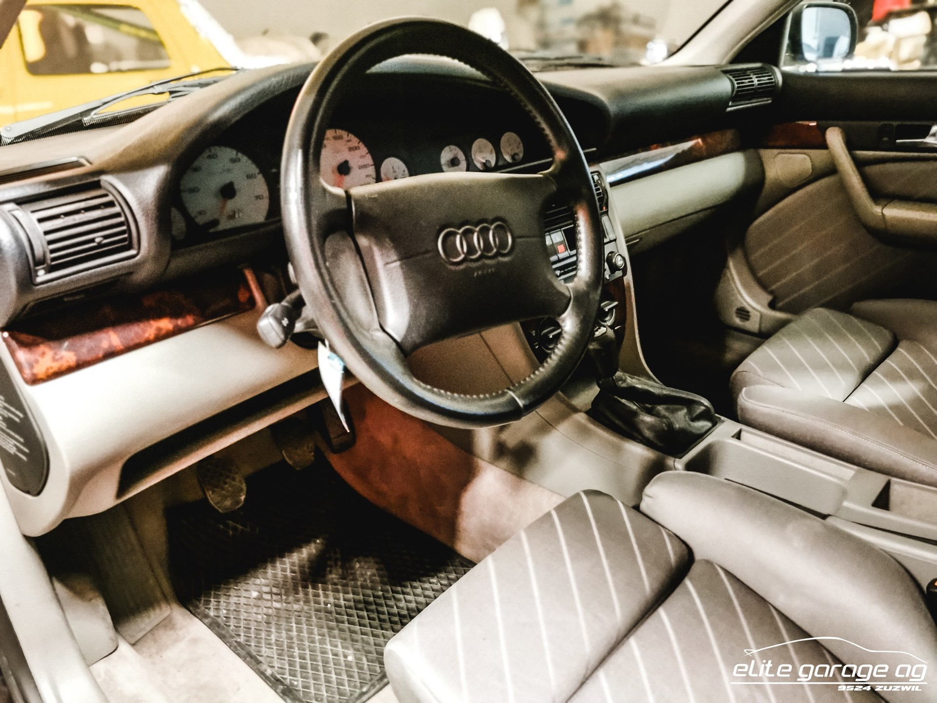 AUDI S6 quattro 4.2 Manuell-image-6