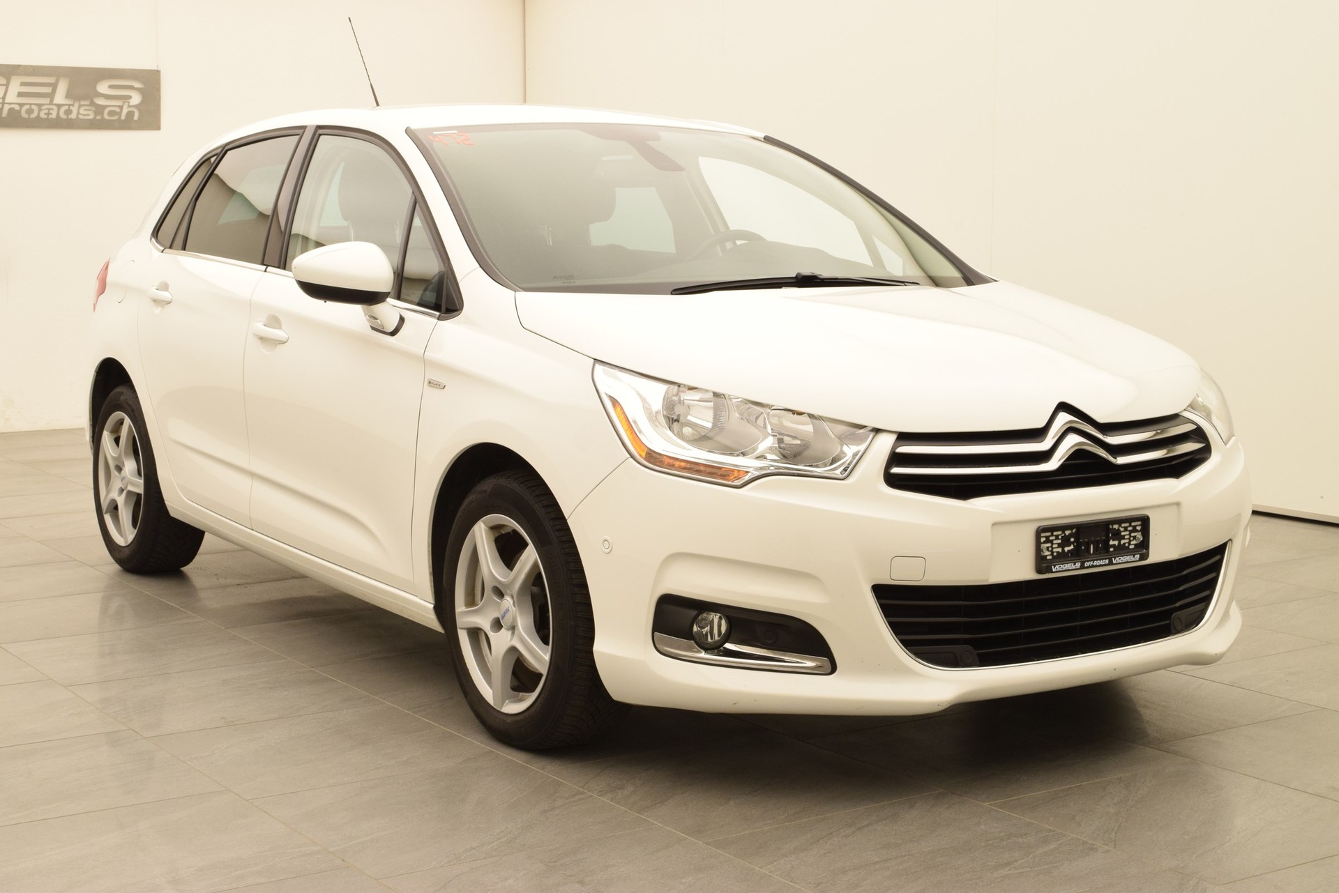 CITROEN C4 1.6 HDi SST Exclusive-image-2