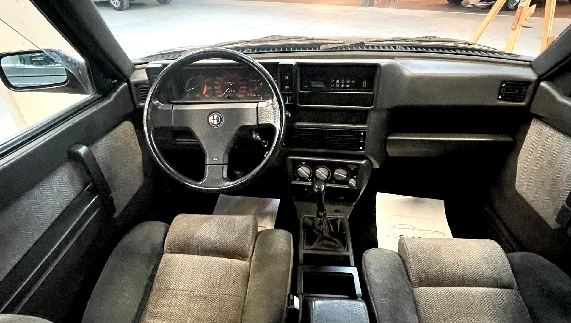 ALFA ROMEO 75 2.0 TS Super-image-10