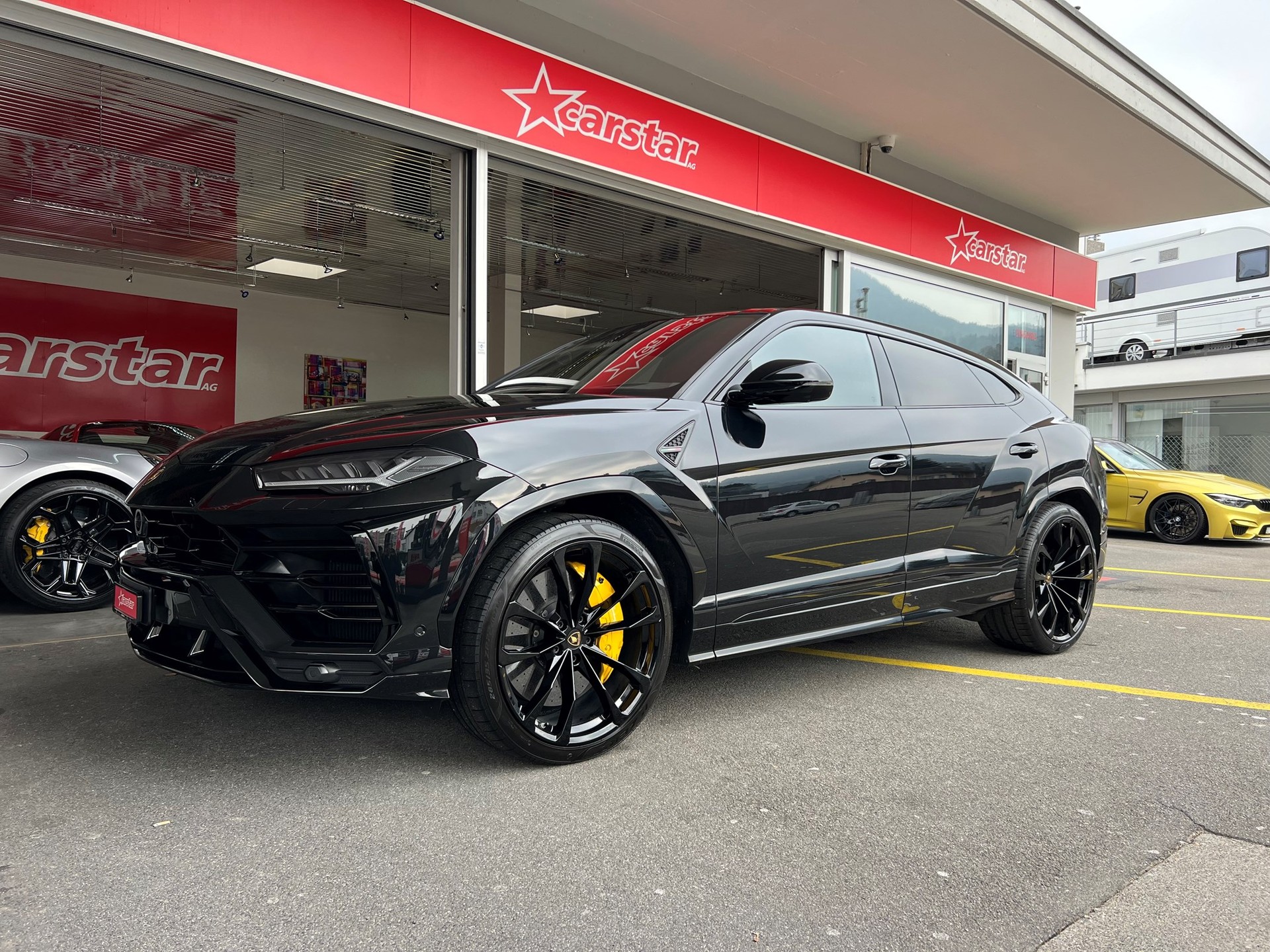 LAMBORGHINI Urus E-Gear-image-1