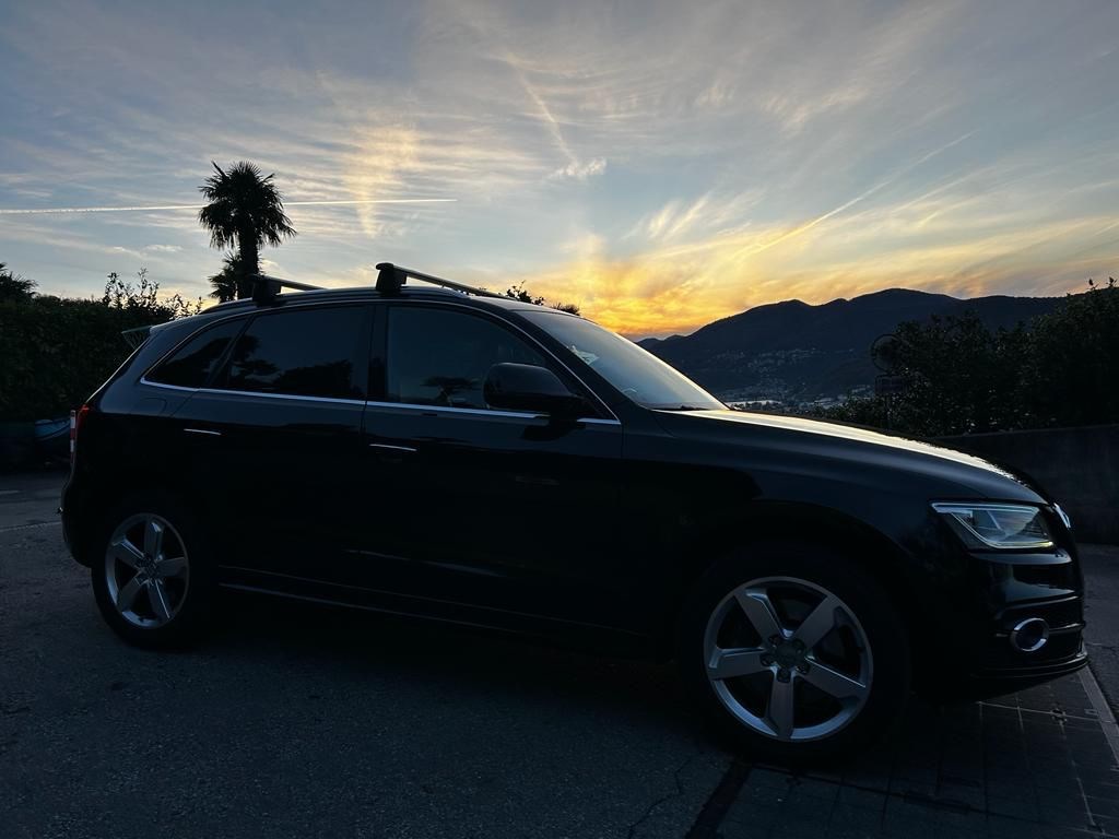 AUDI Q5 3.0 TDI clean quattro S-tronic-image-8